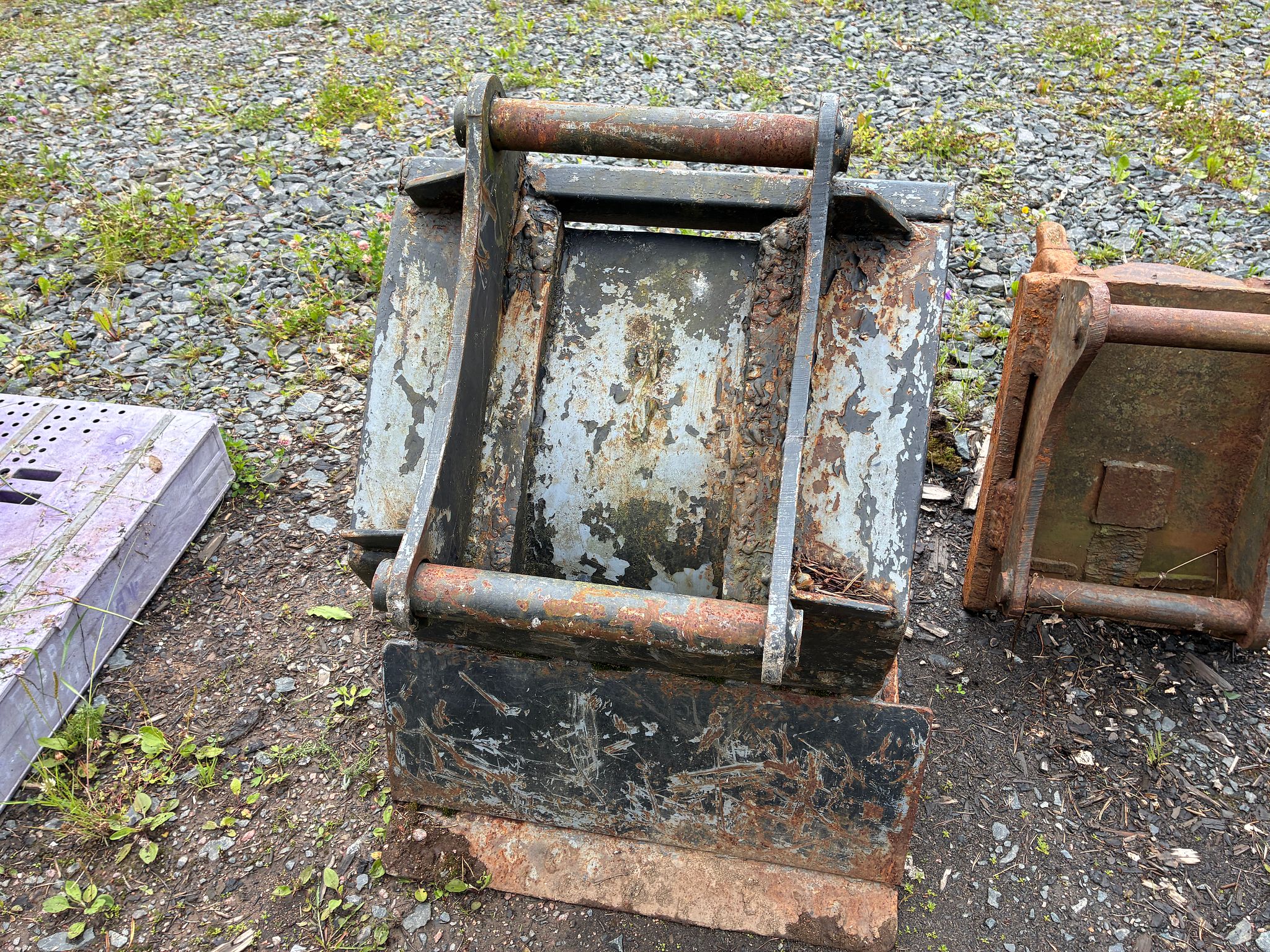 Image 4/7