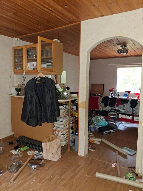 Image 4/19