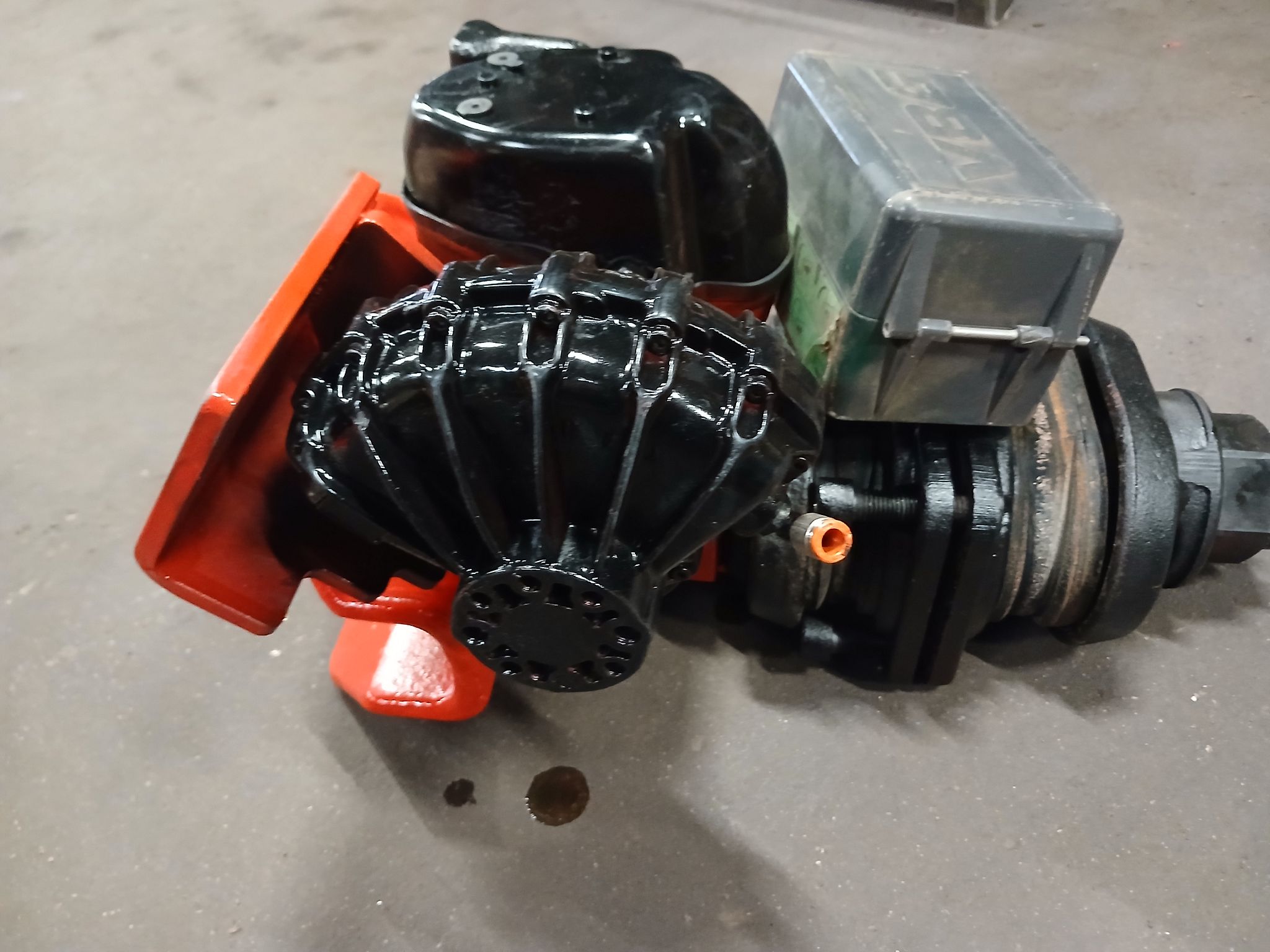 Image 1/3