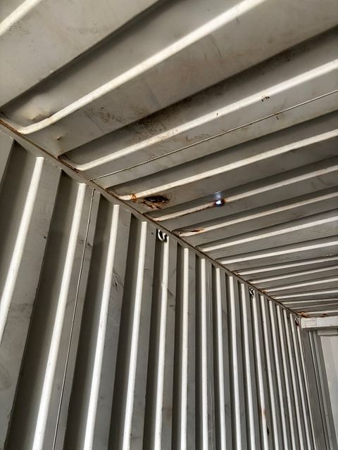 Image 7/8