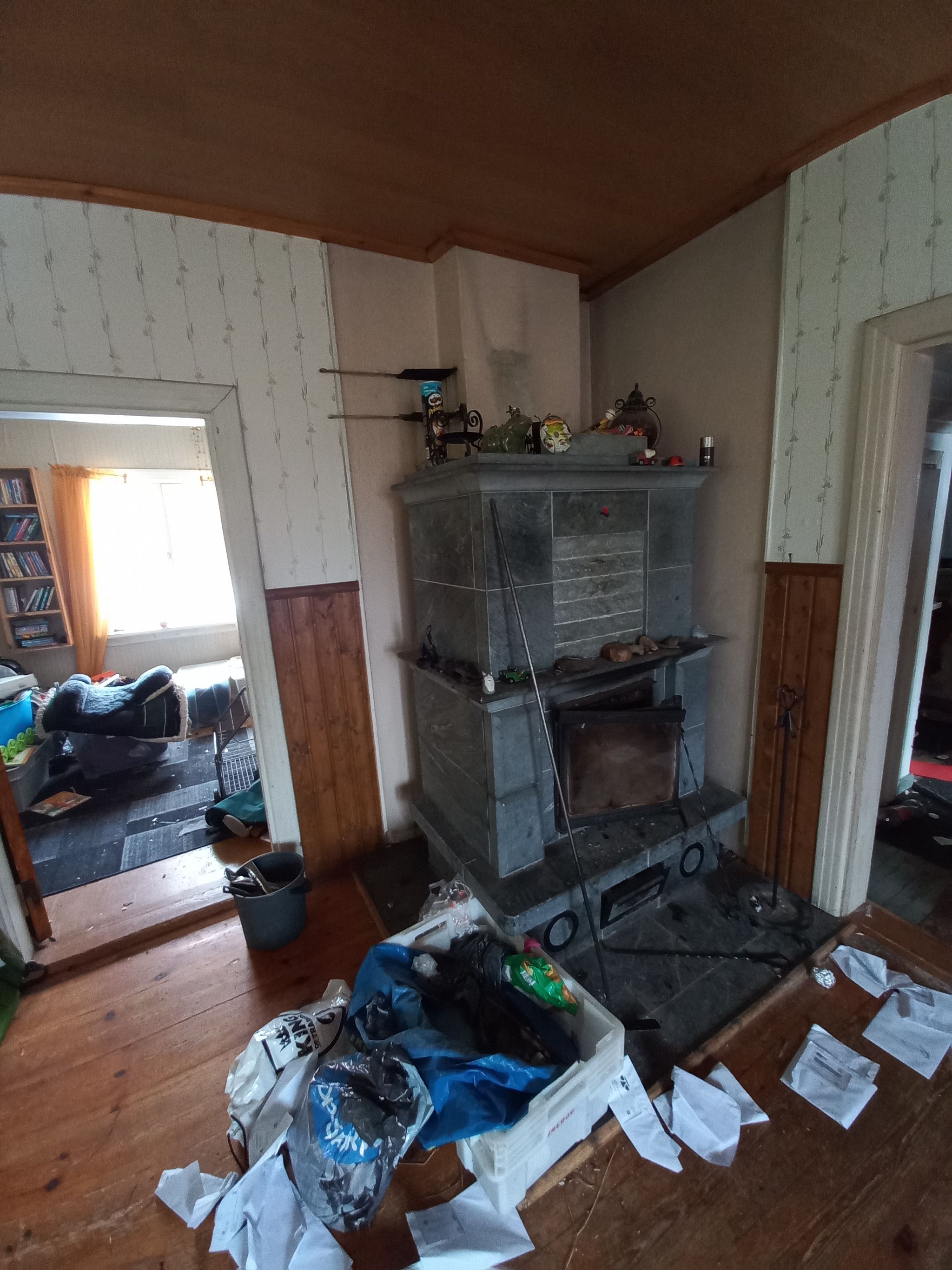 Image 6/57