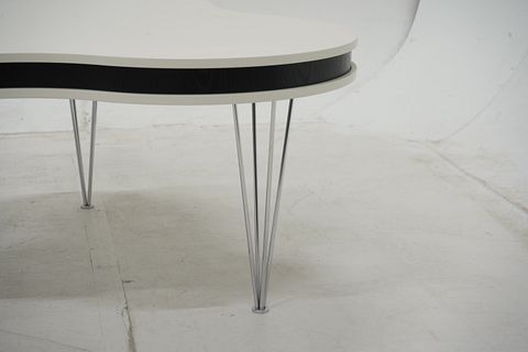 Image 4/8