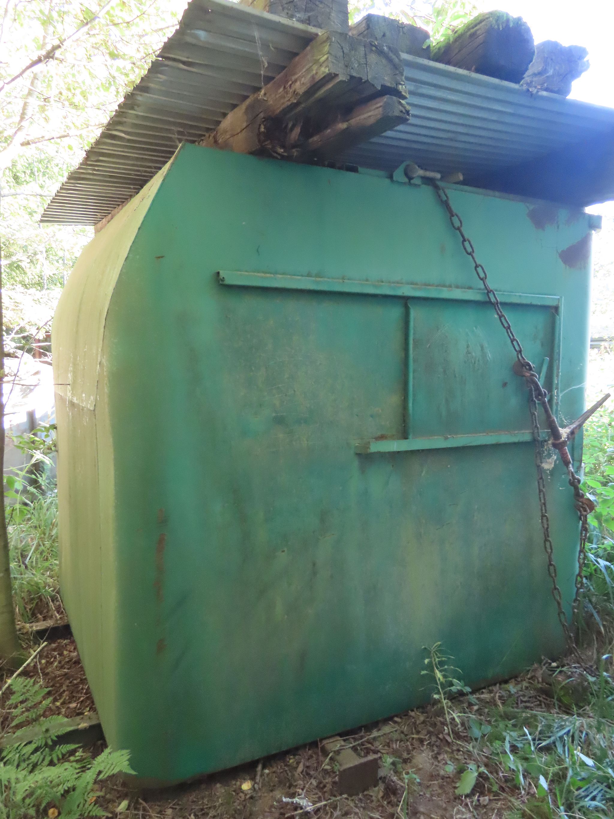 Image 2/4