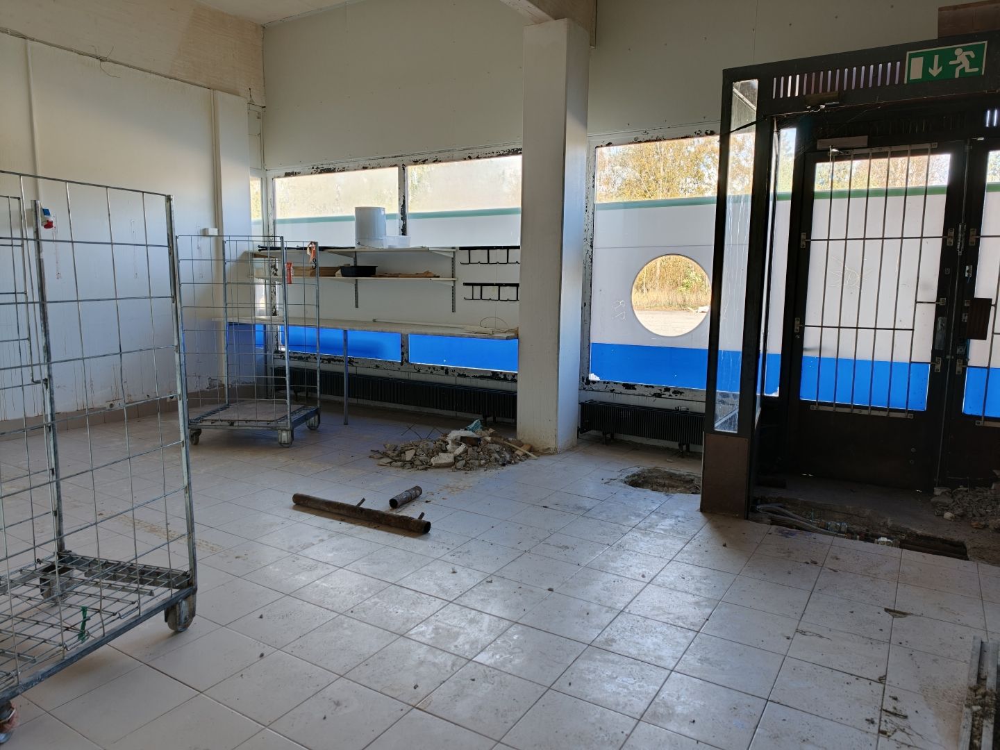 Image 15/39