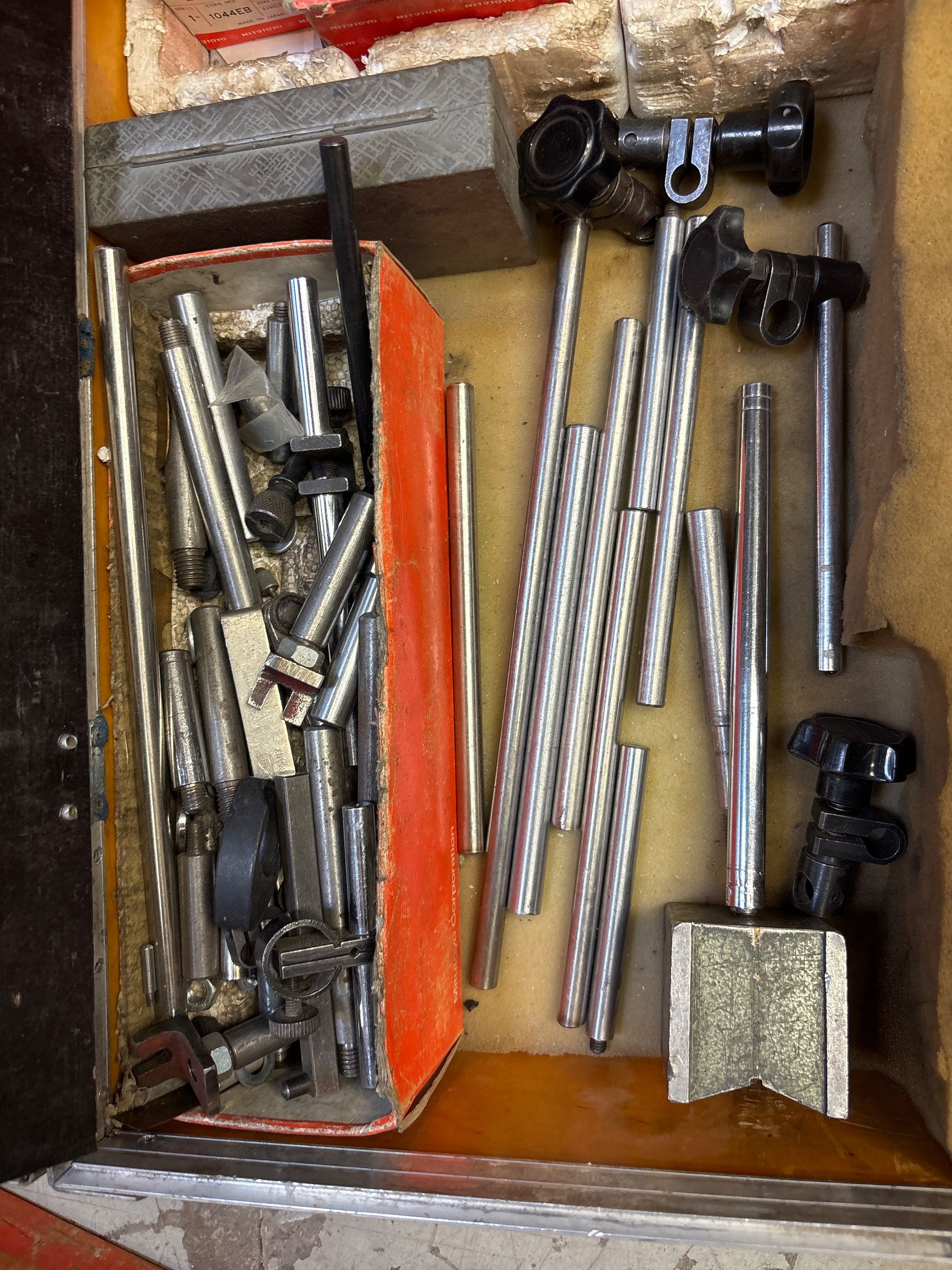Image 14/42
