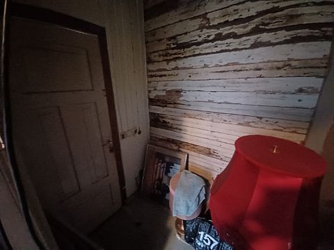 Image 71/100