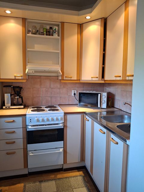 Image 3/20