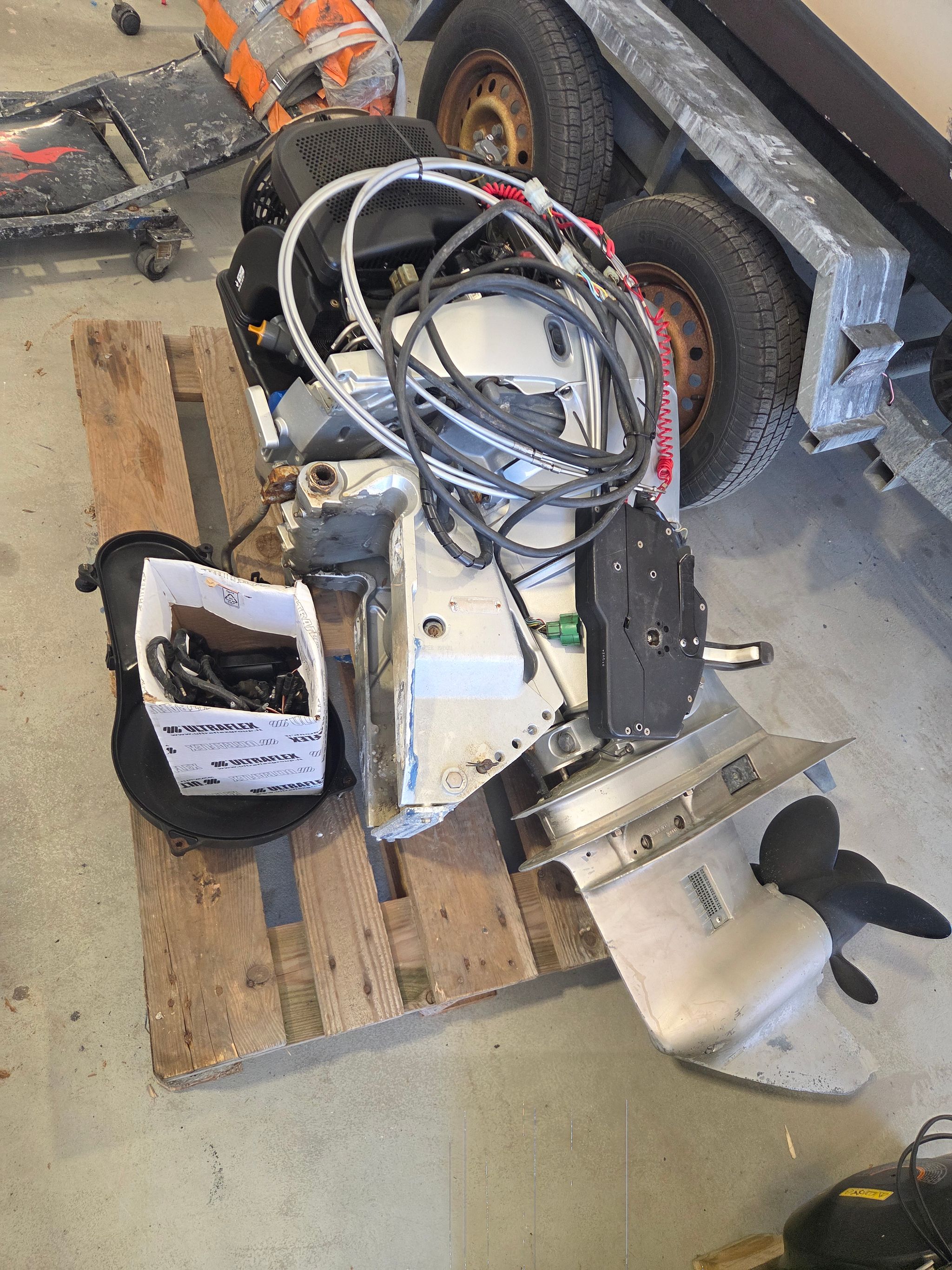 Image 2/9