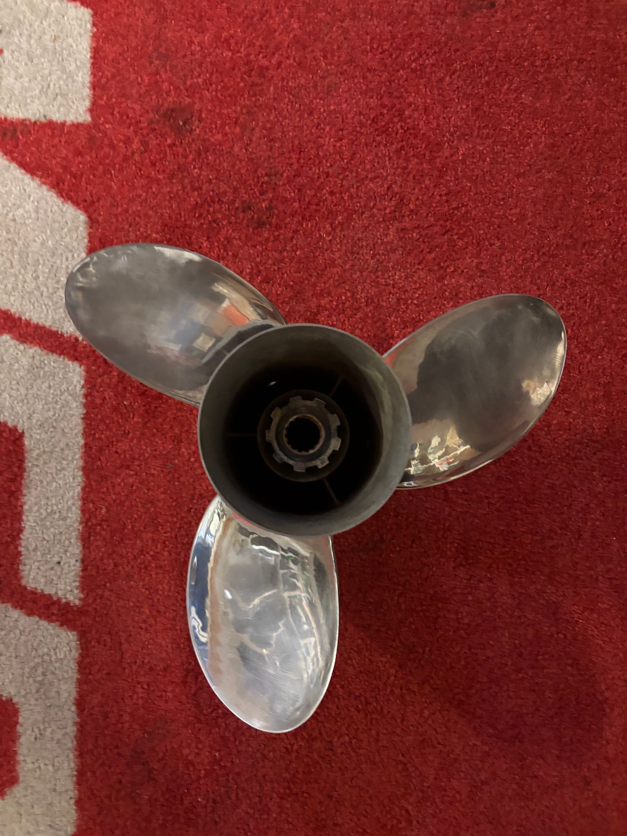Image 2/3