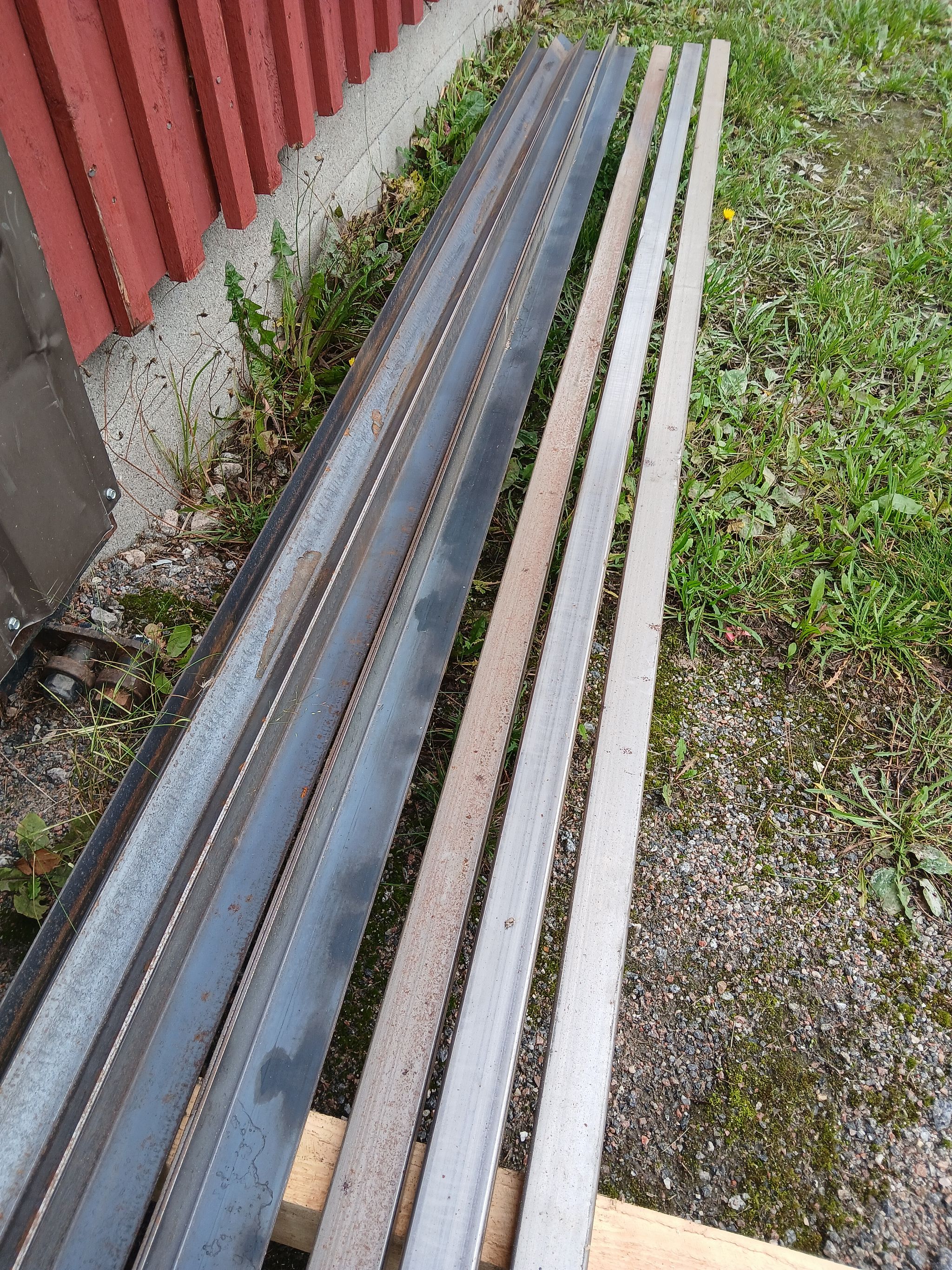 Image 8/8