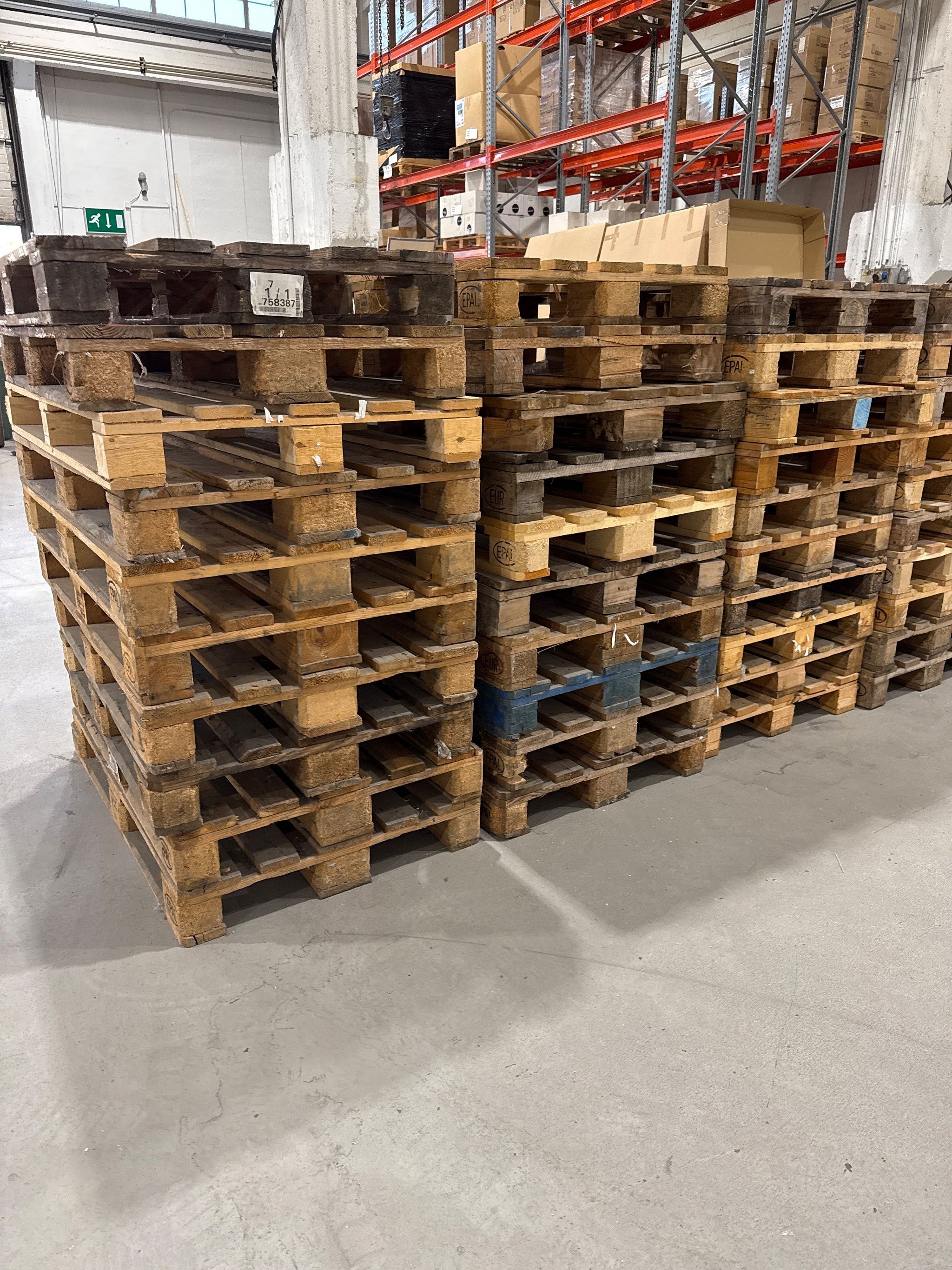 Image 4/12