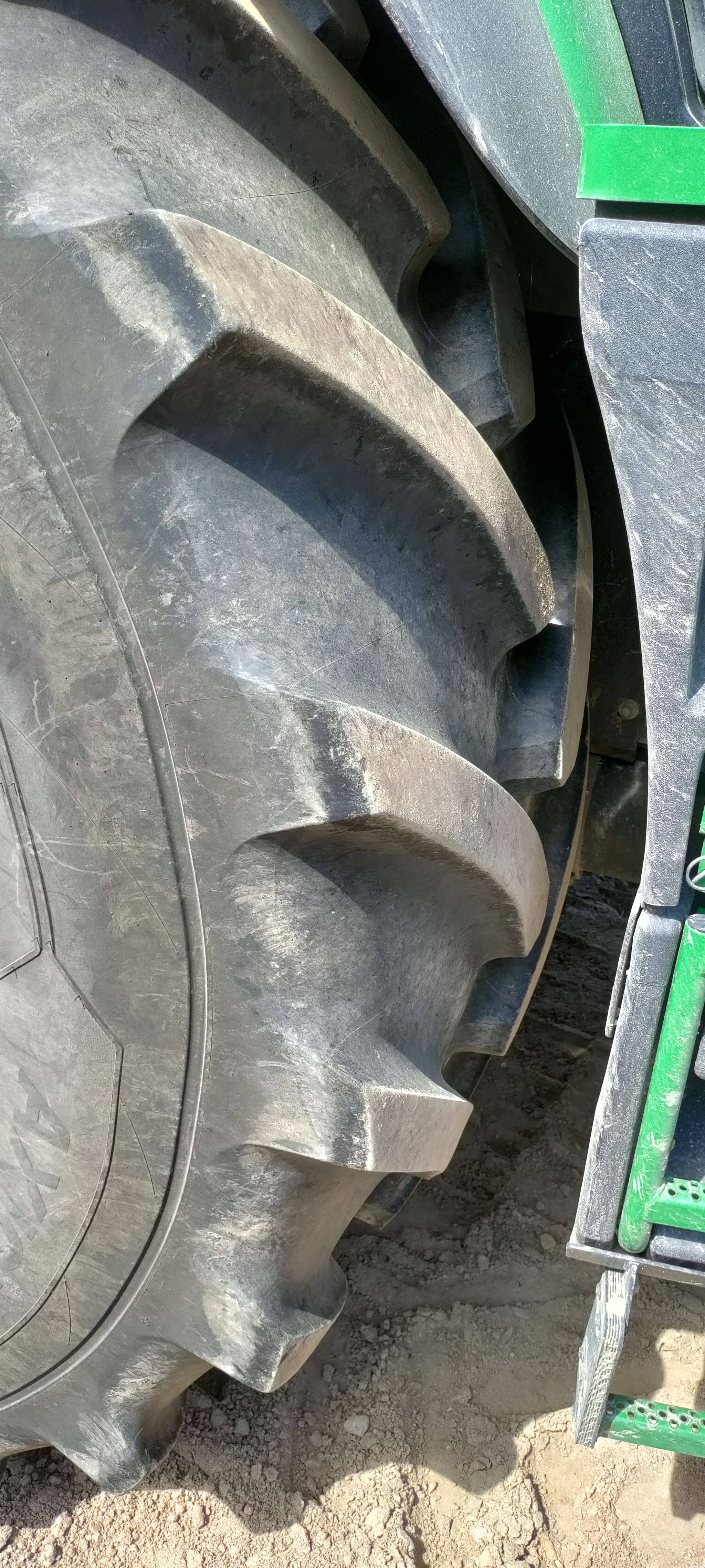 Image 11/17