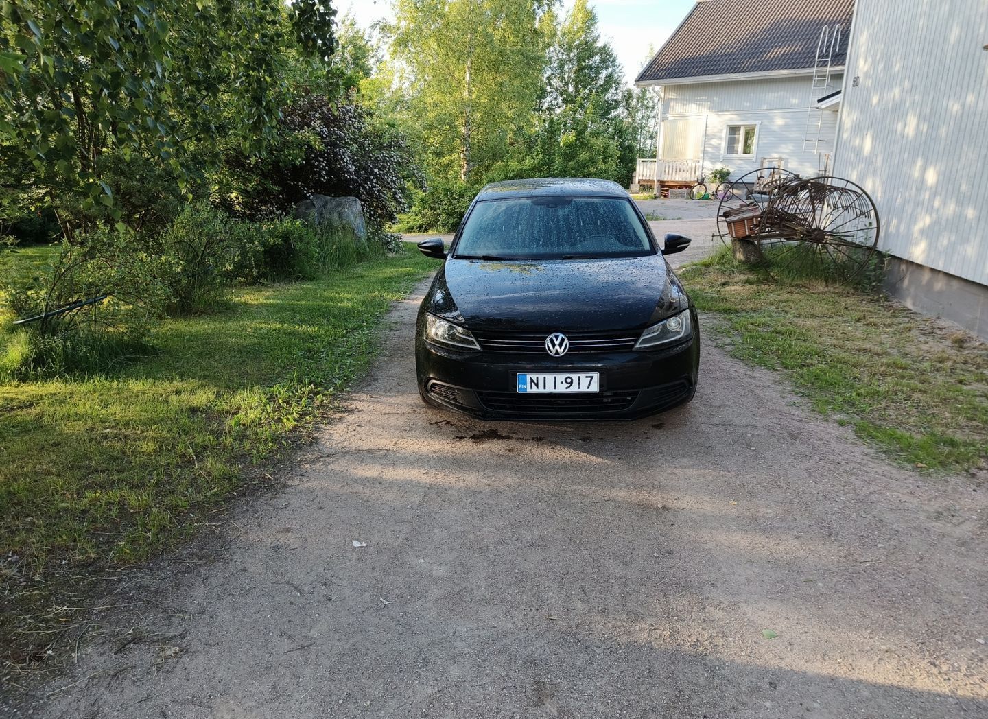 Image 1/19