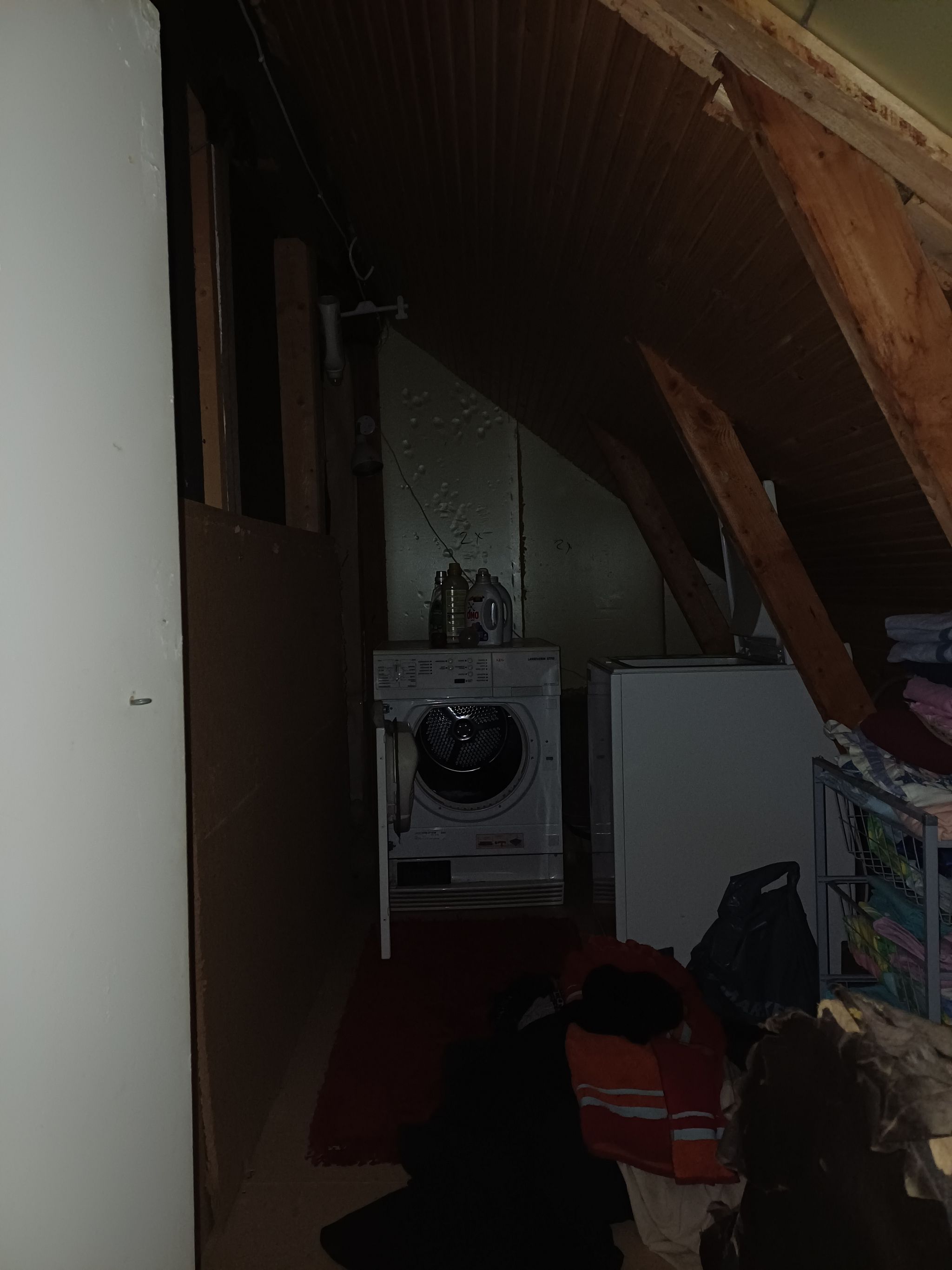 Image 23/30