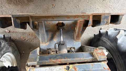 Image 3/19