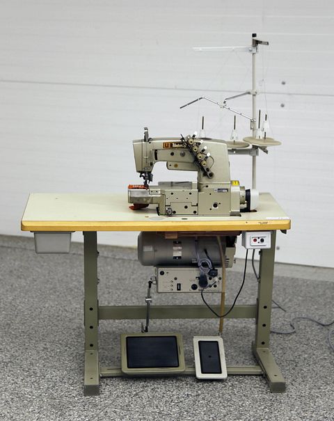Image 3/49