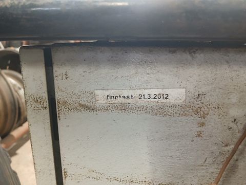 Image 9/9