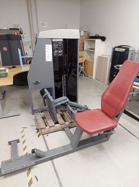 Image 1/4