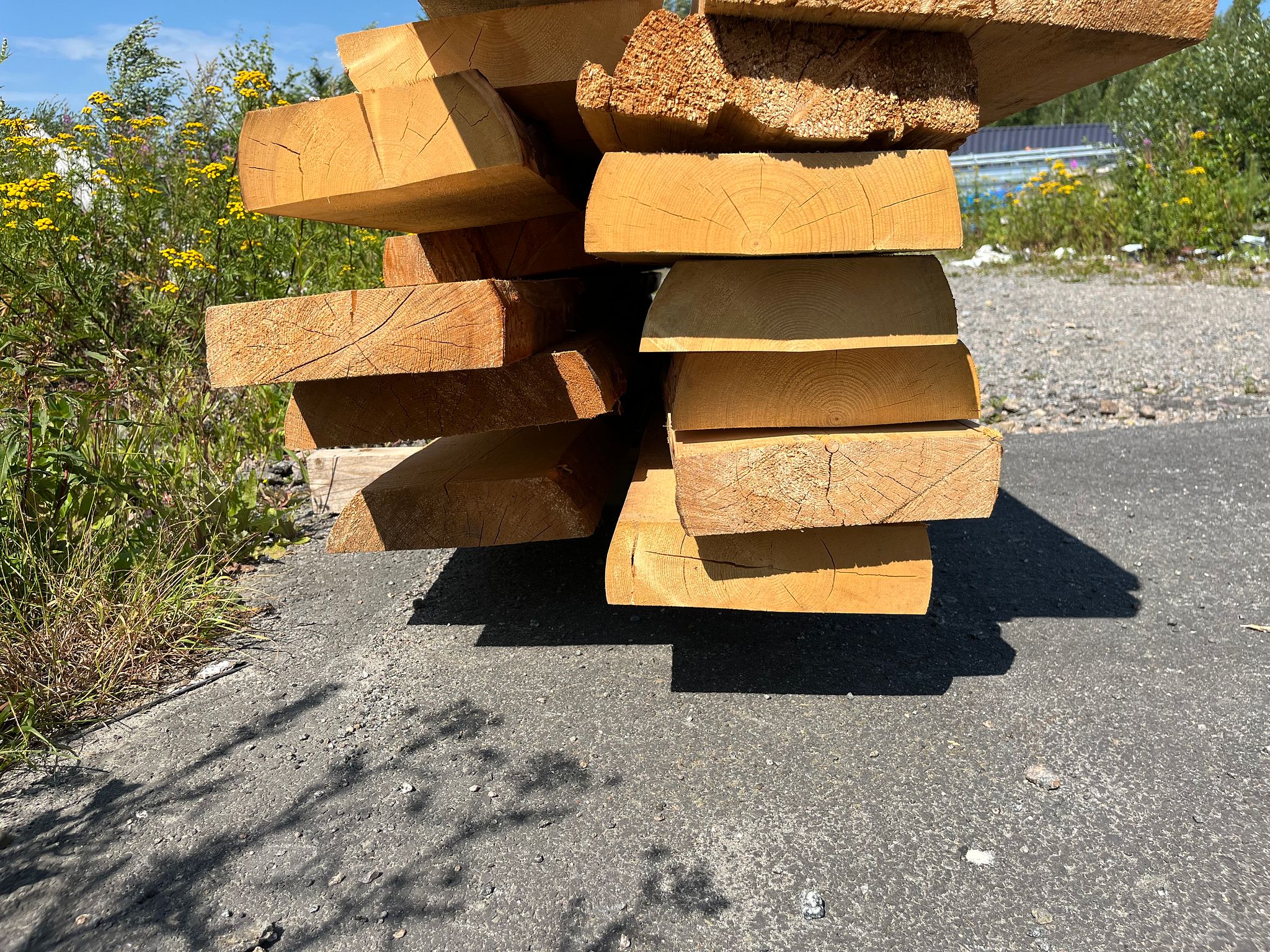 Image 3/4