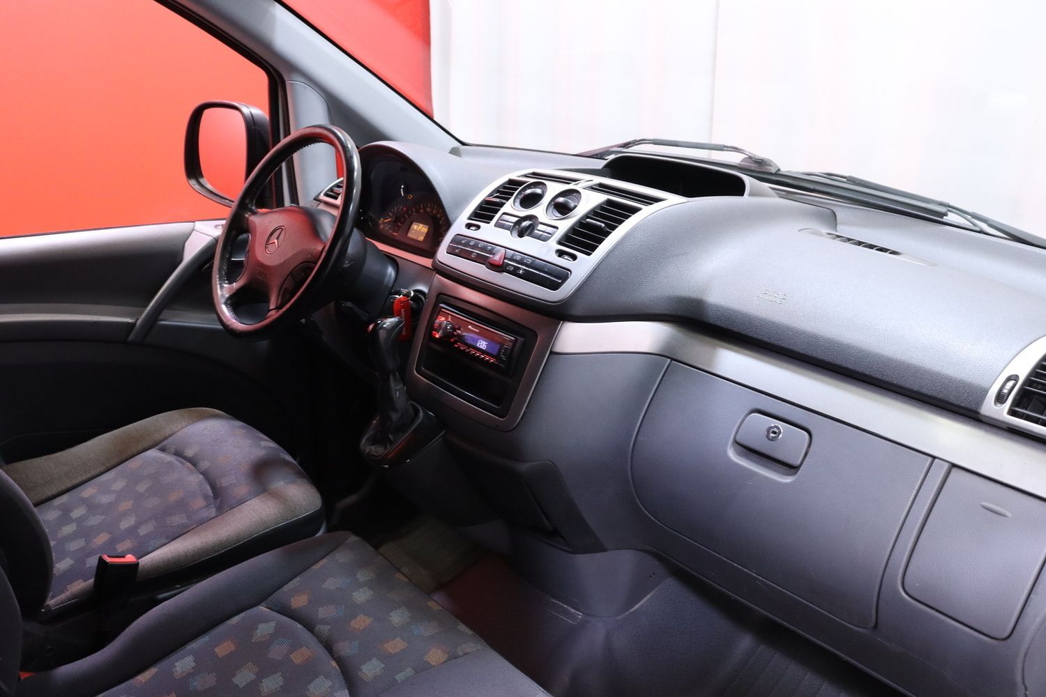 Image 14/24