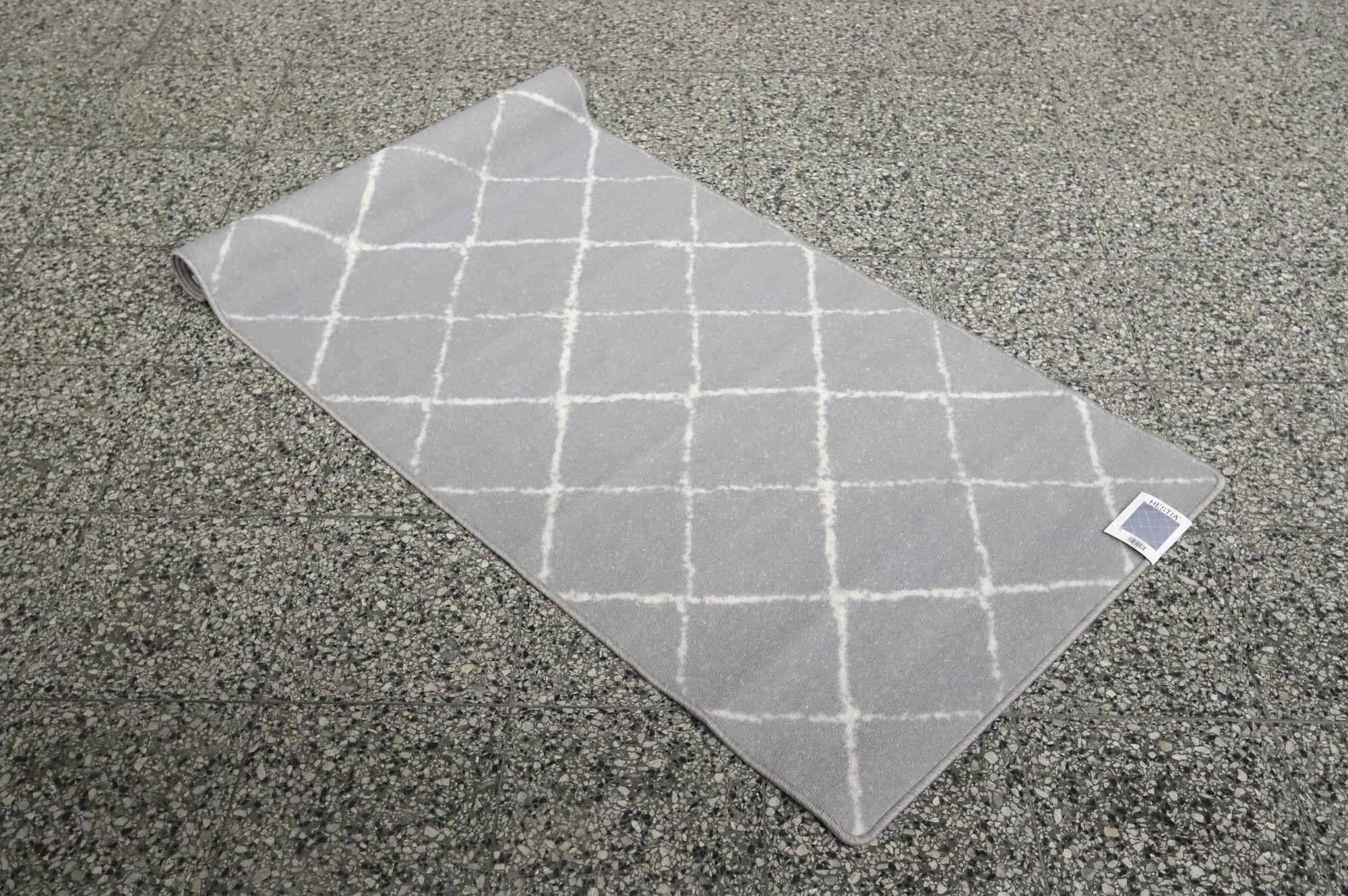 Image 1/8