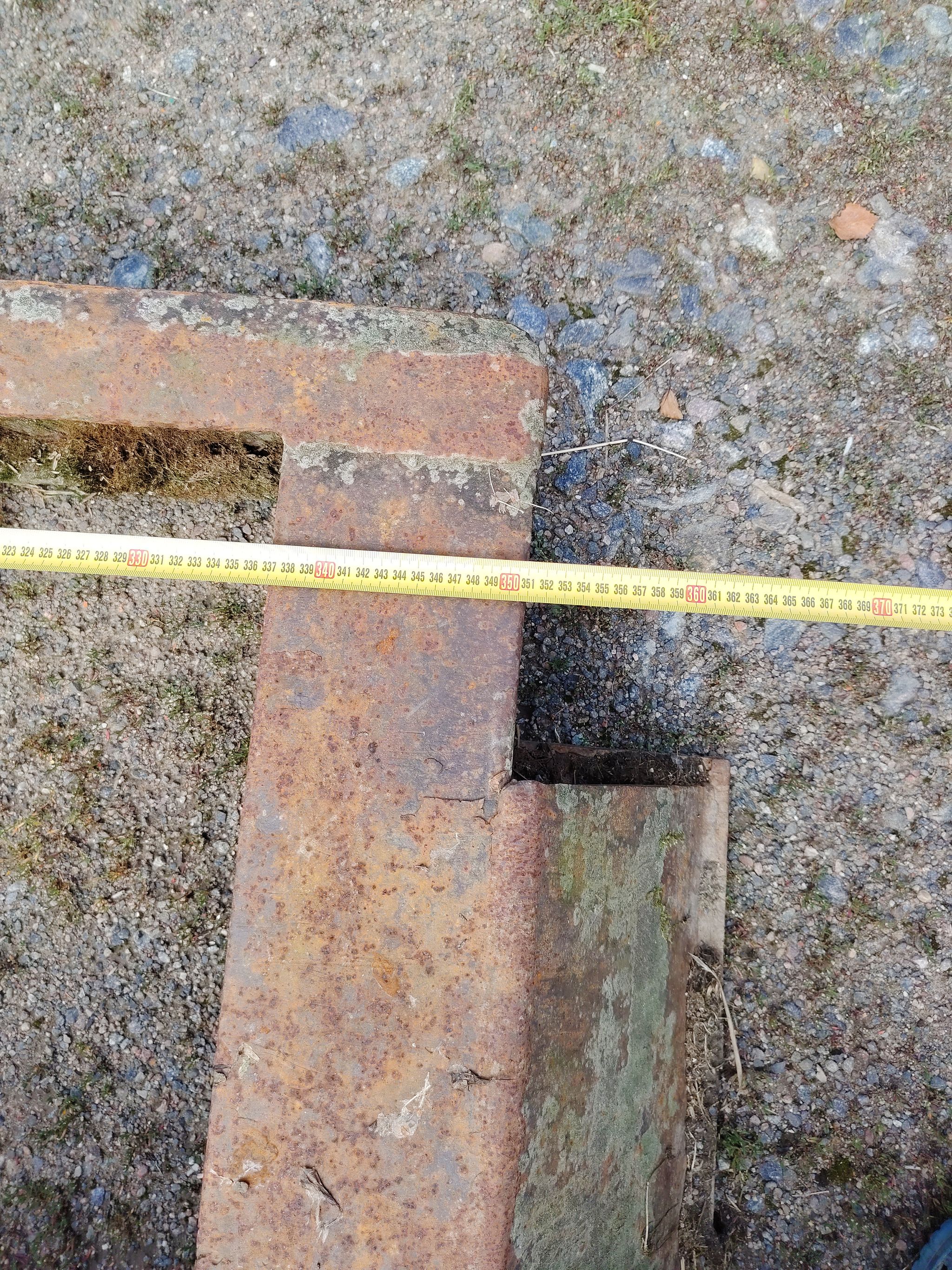 Image 5/8
