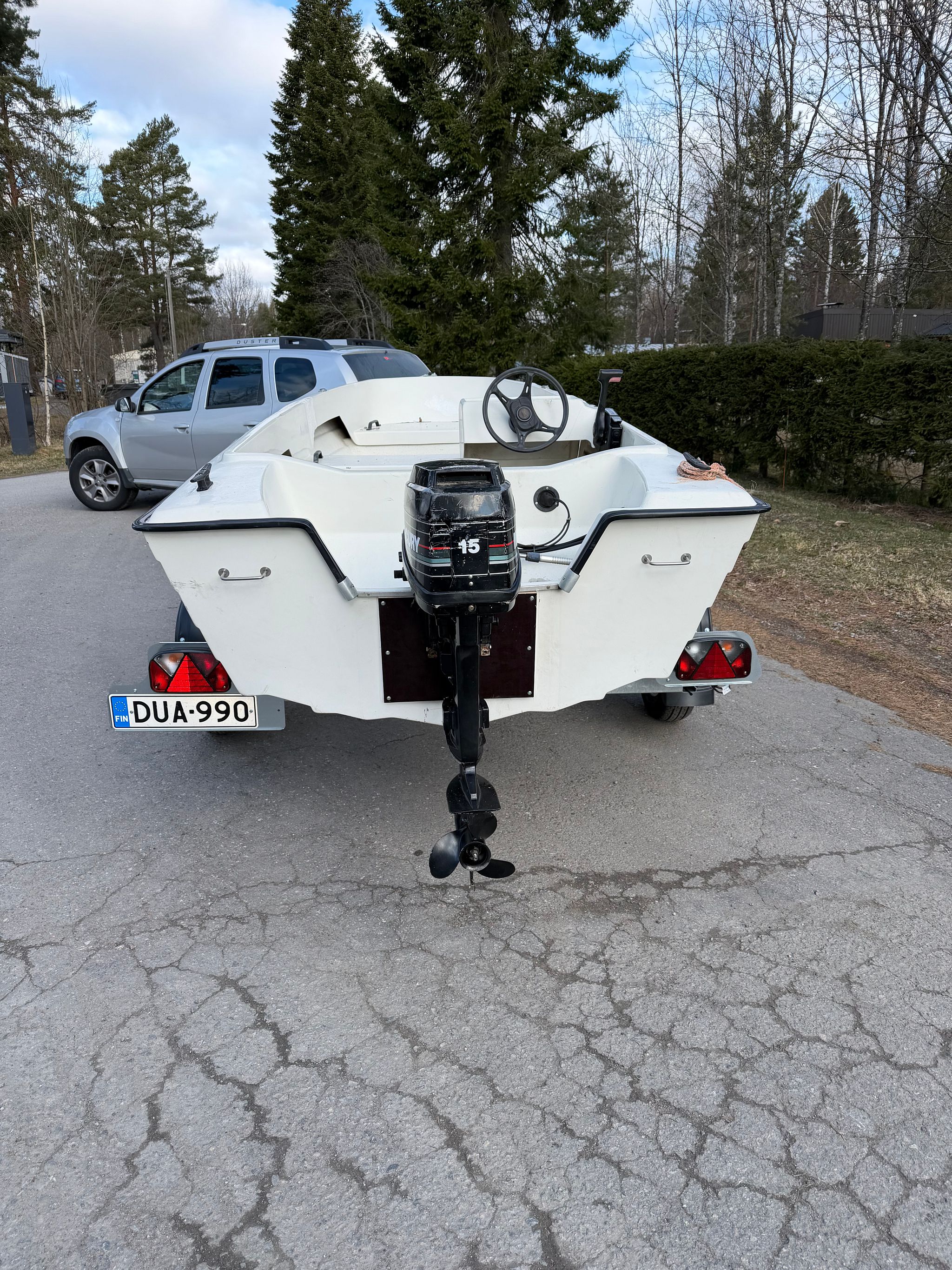 Image 8/9