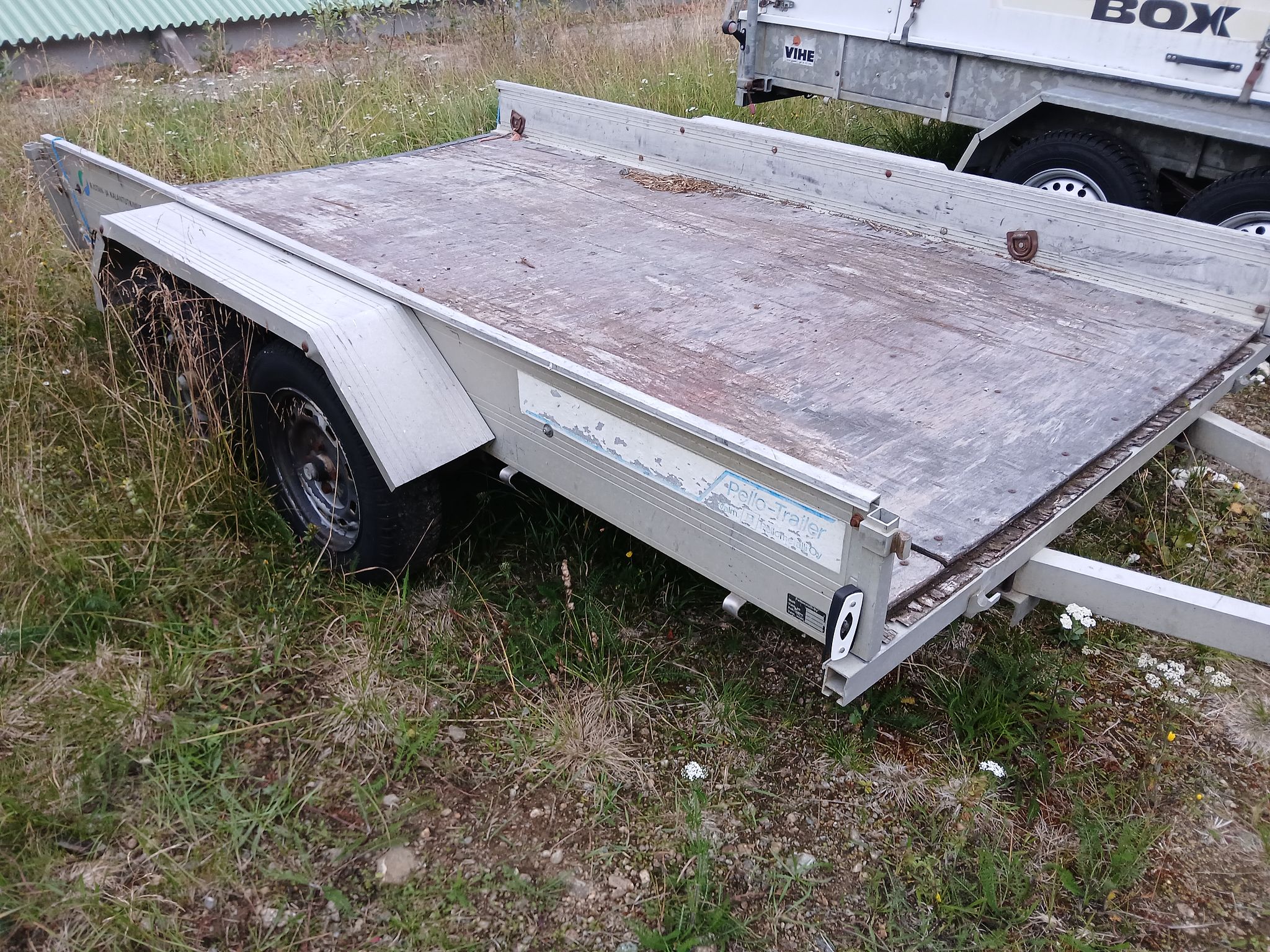 Image 4/5