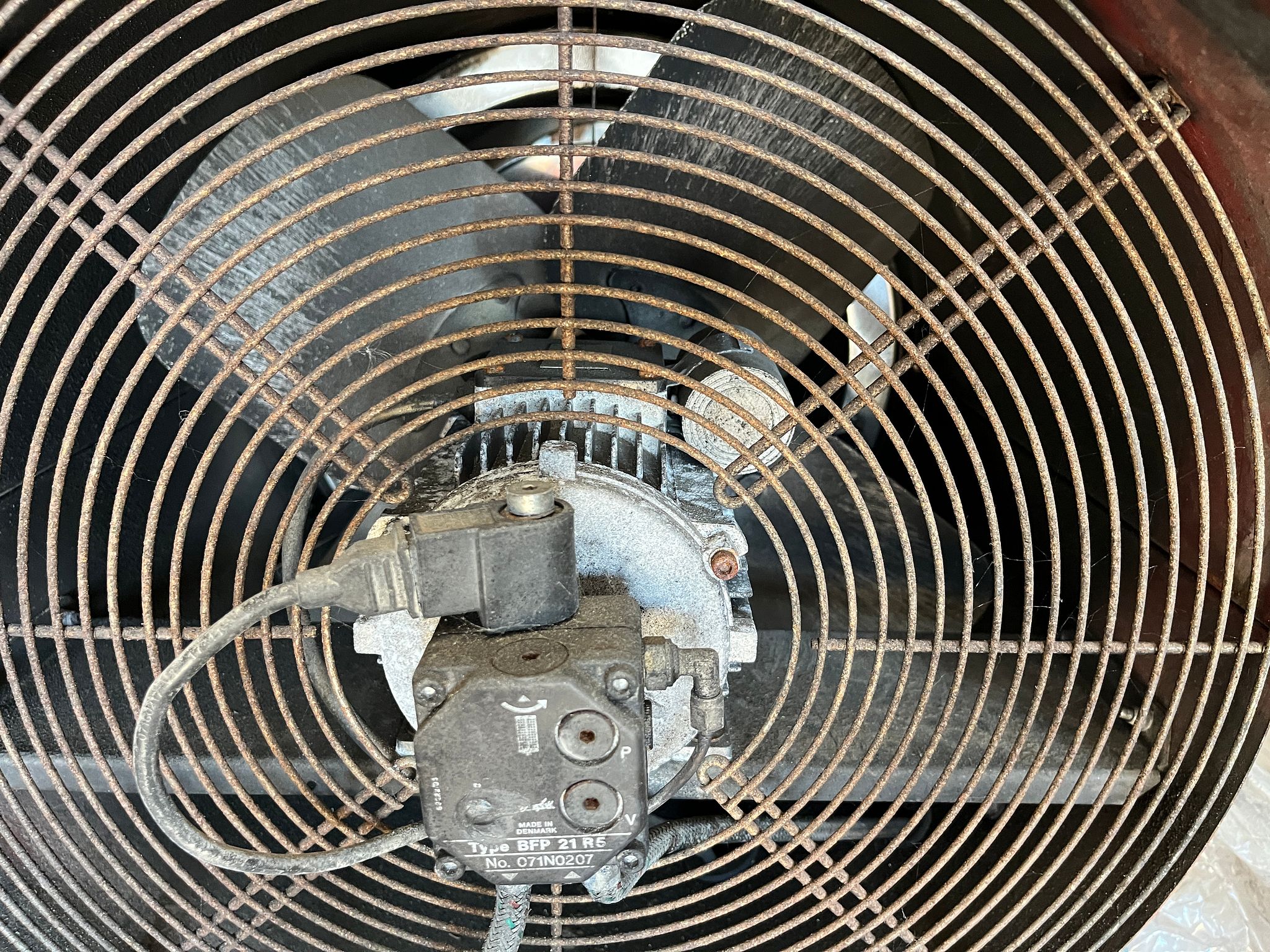 Image 3/7