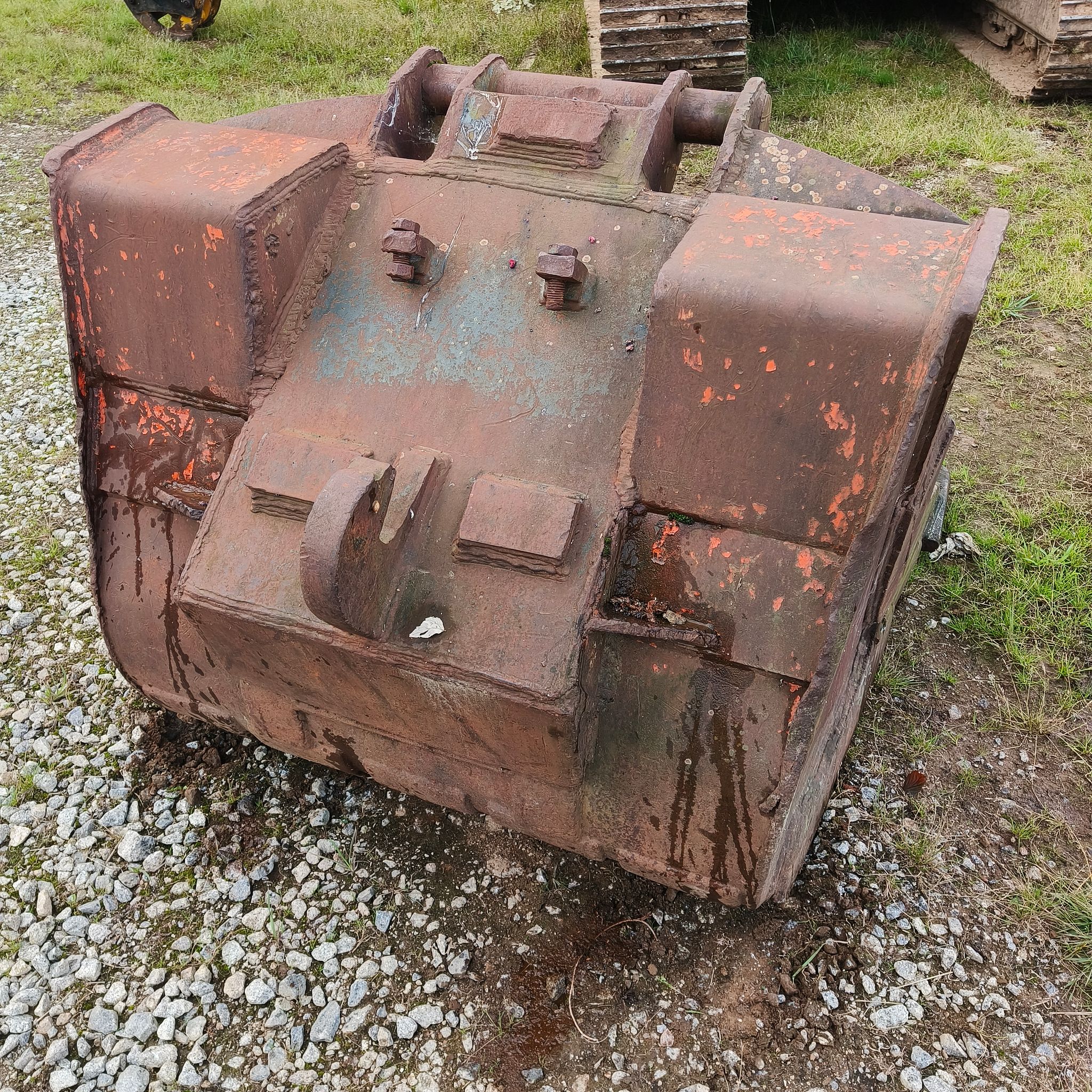 Image 3/6