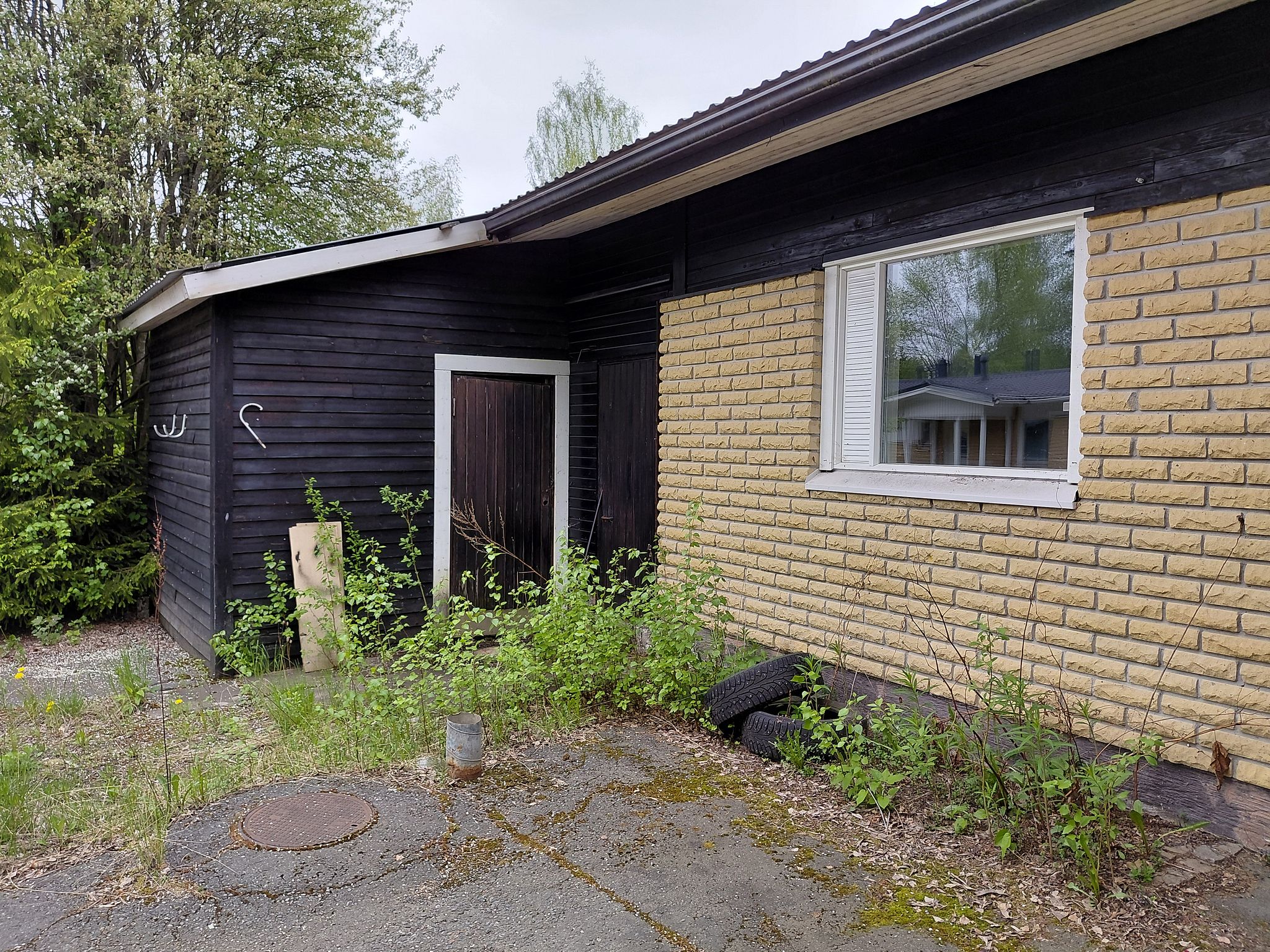 Image 6/40
