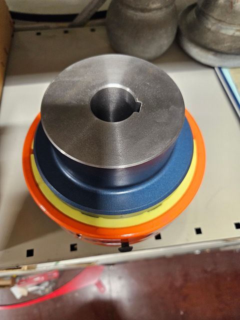 Image 2/4