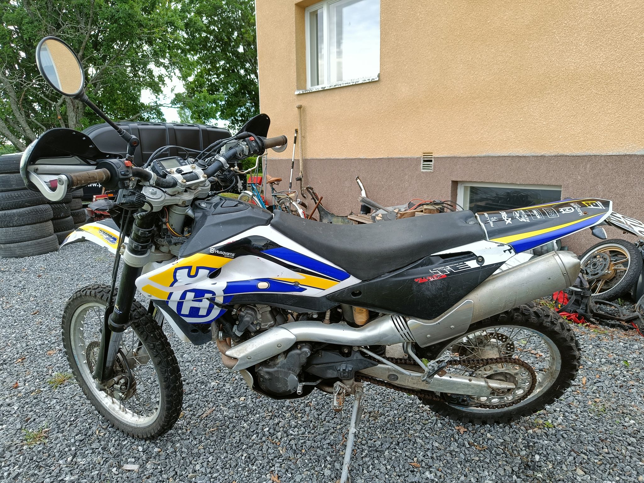 Image 1/7