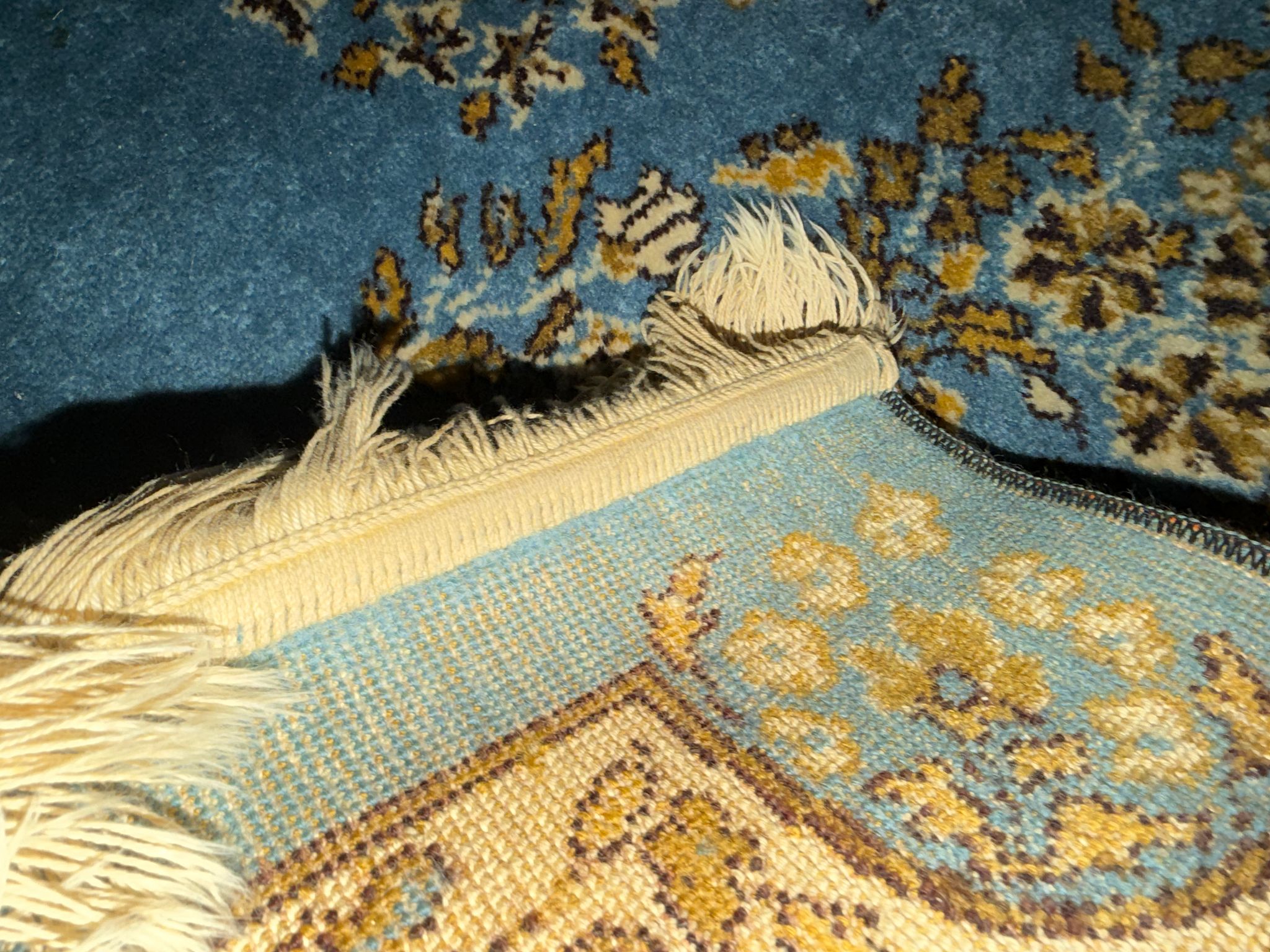 Image 2/4