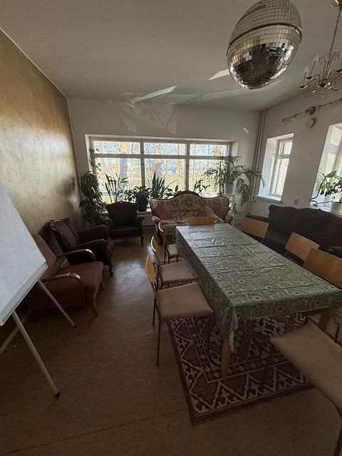 Image 12/14