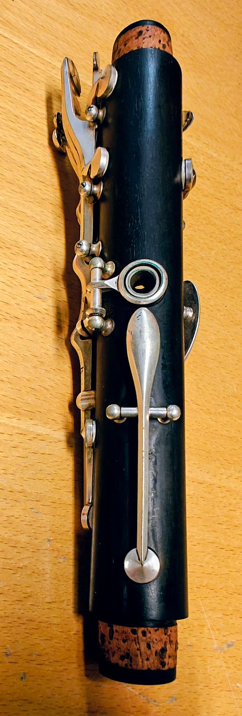 Image 8/10