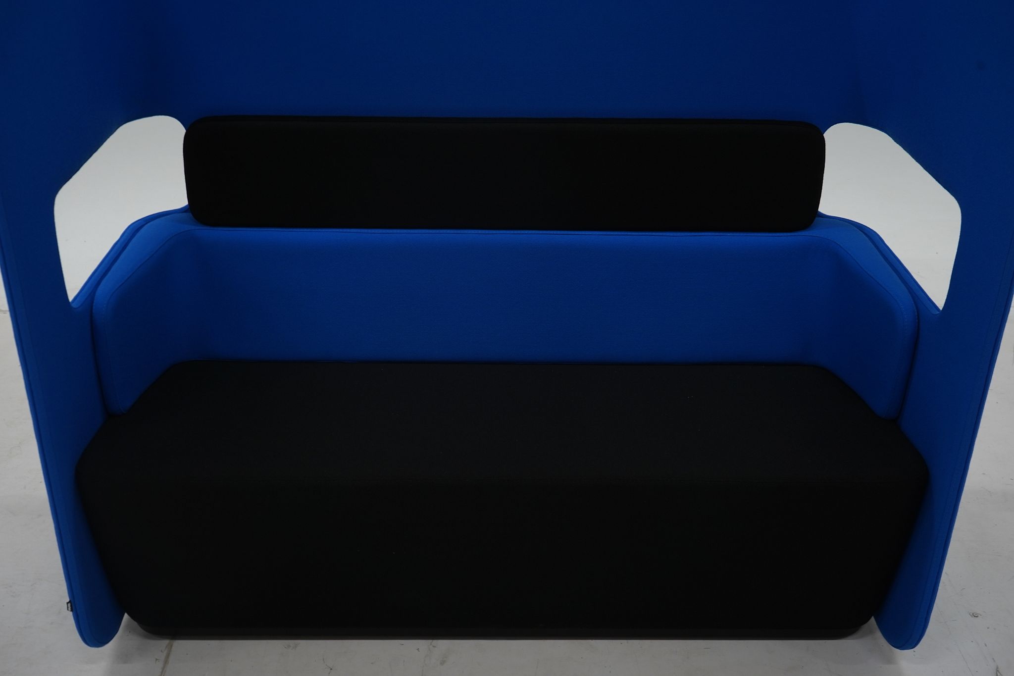 Image 4/9