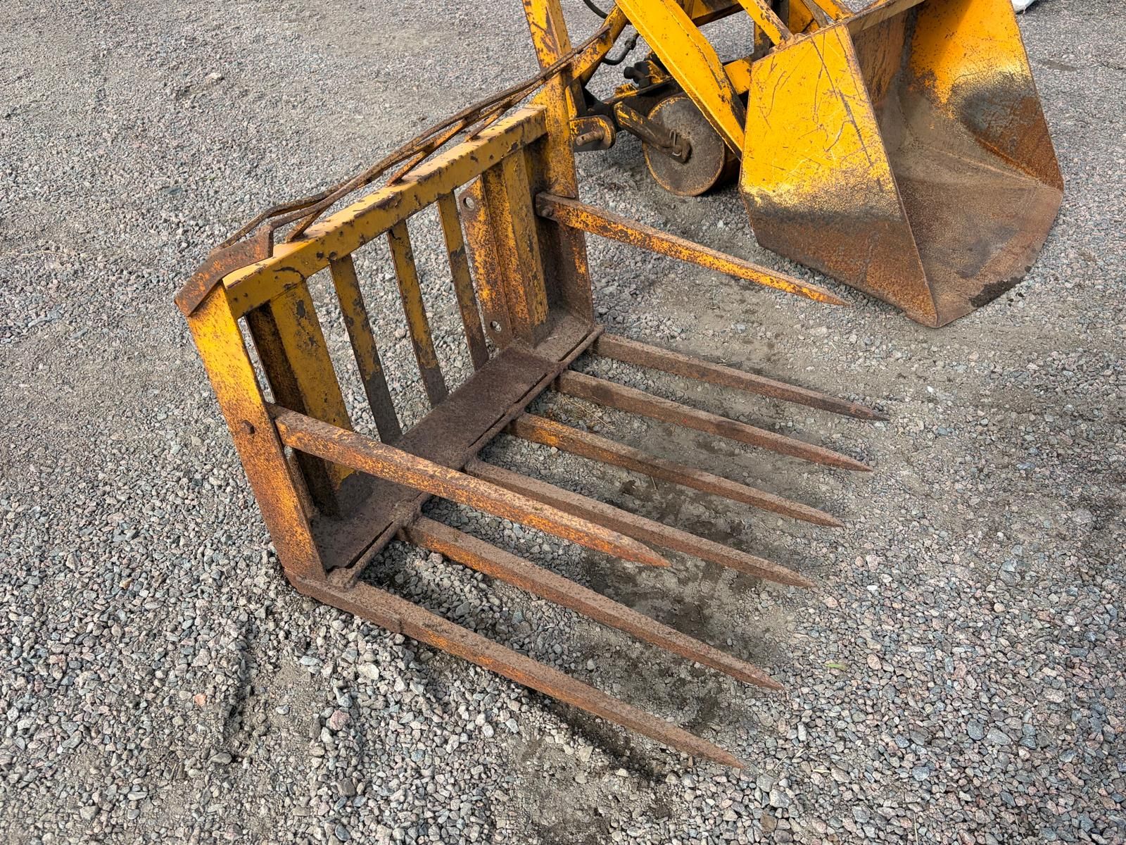 Image 7/7