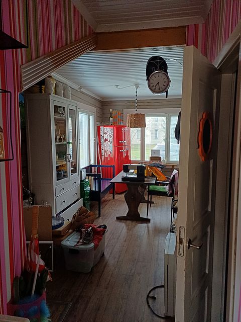Image 4/12
