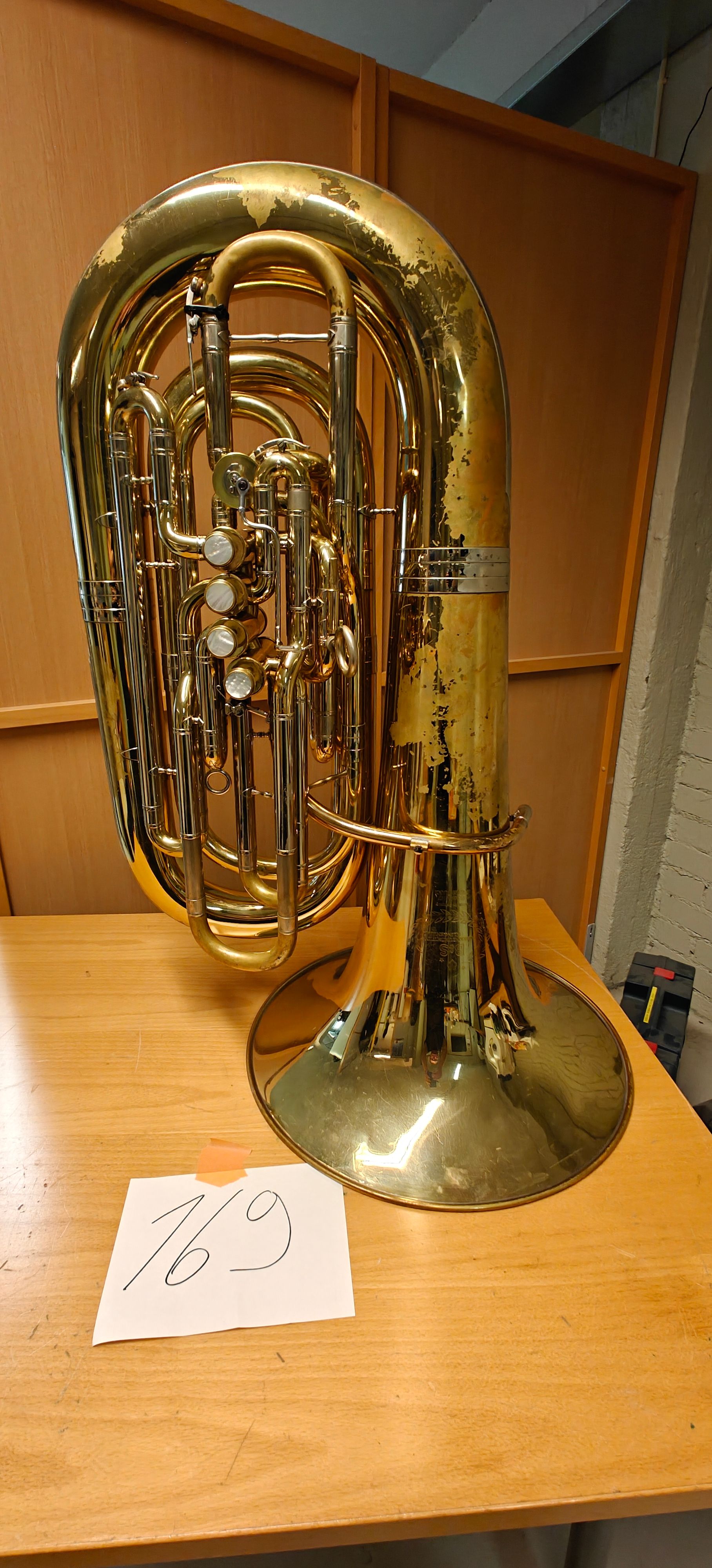 Image 4/20