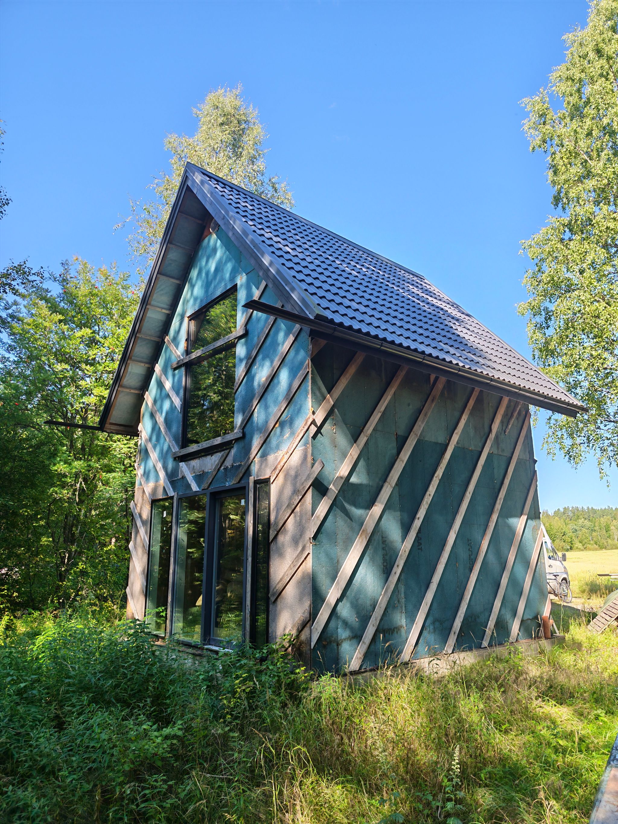 Image 1/5