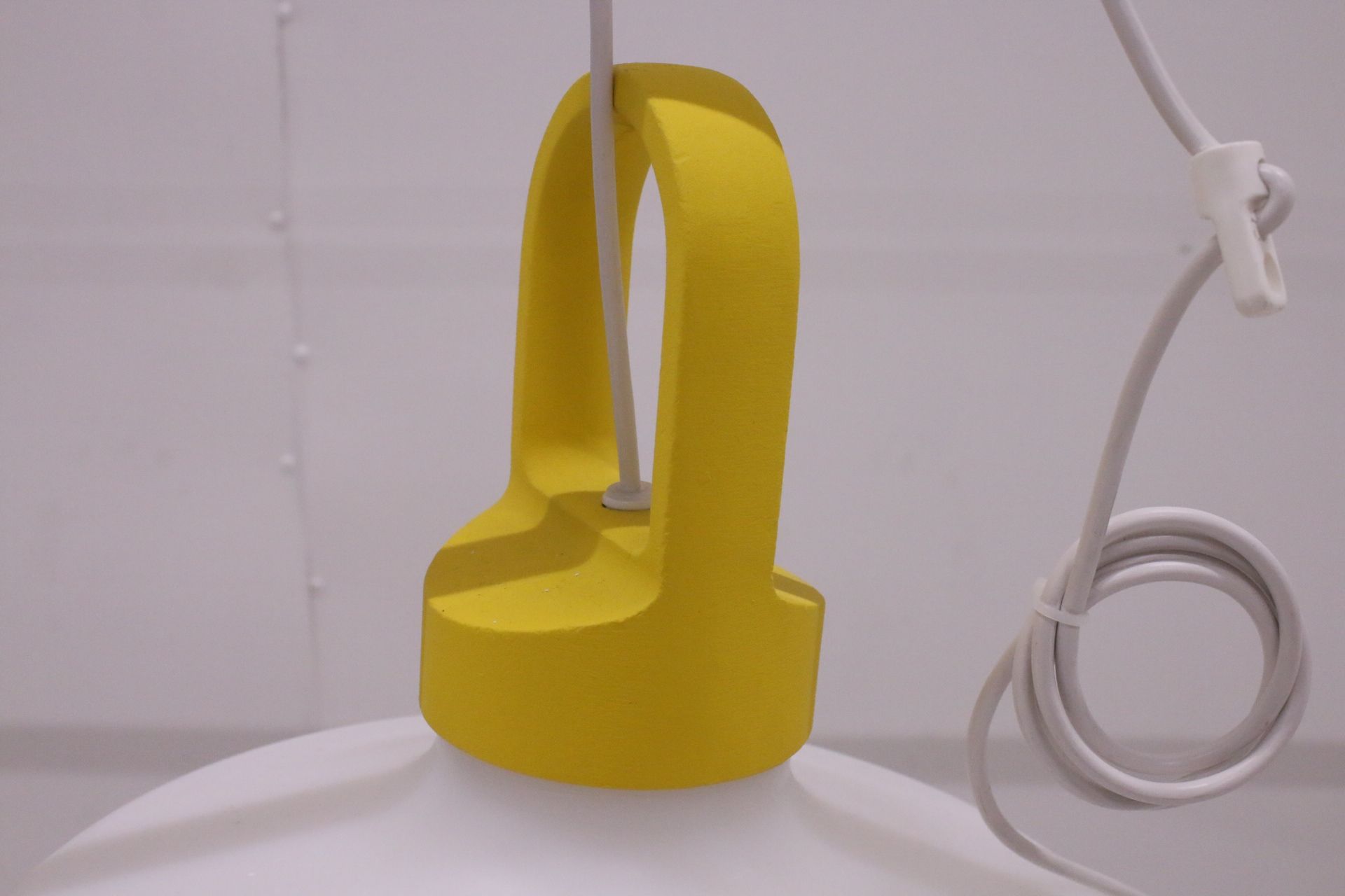 Image 3/10