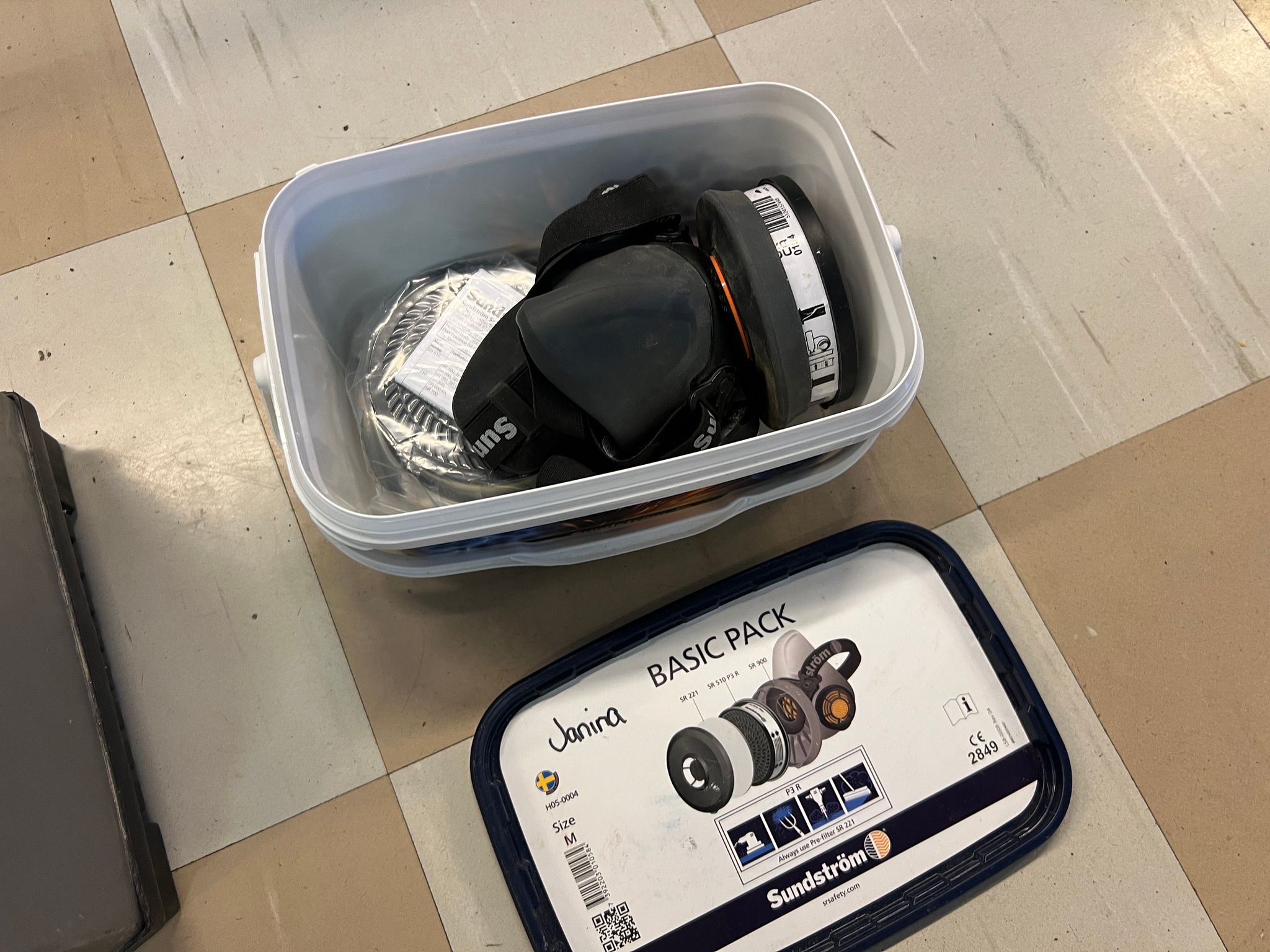 Image 2/9