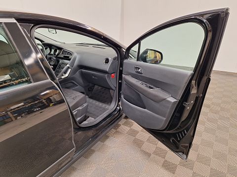 Image 11/25
