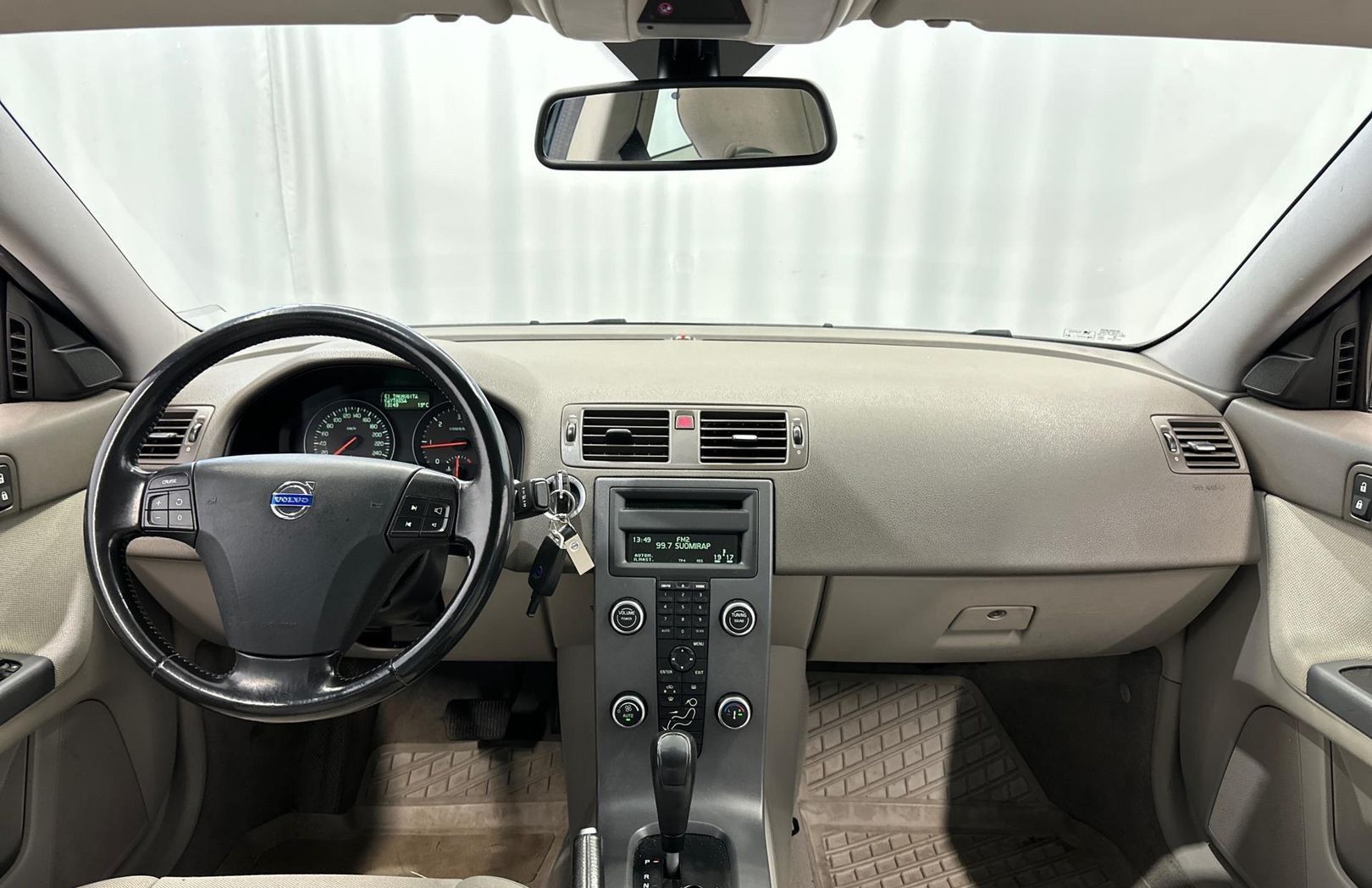 Image 11/30