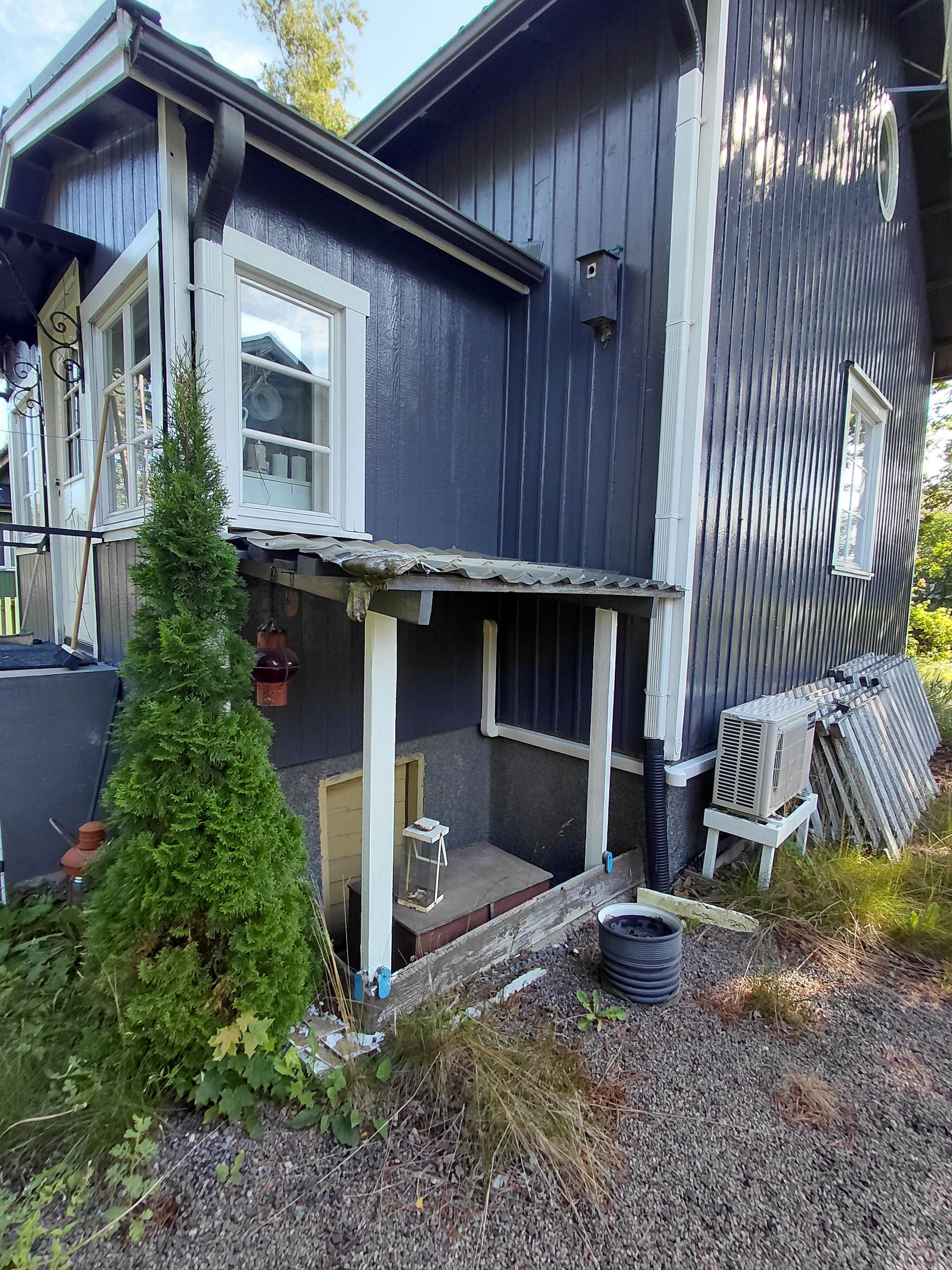 Image 9/67