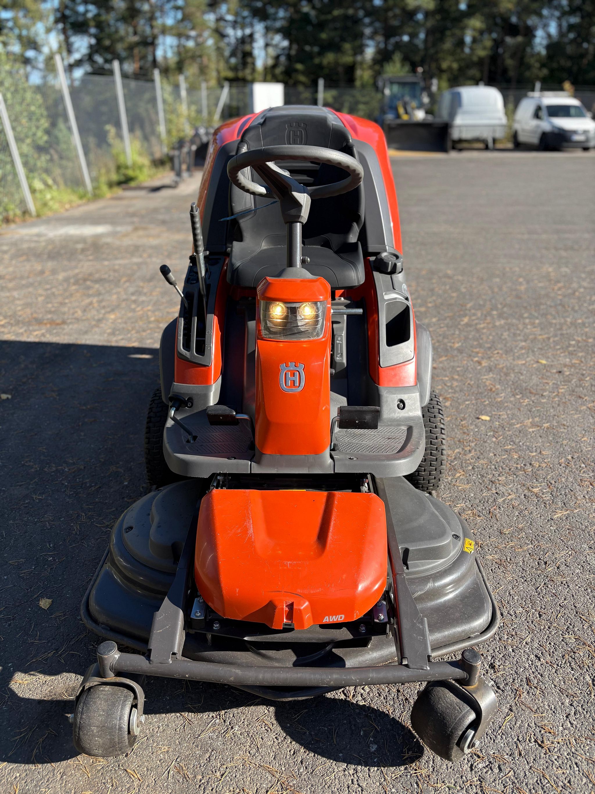 Image 3/11