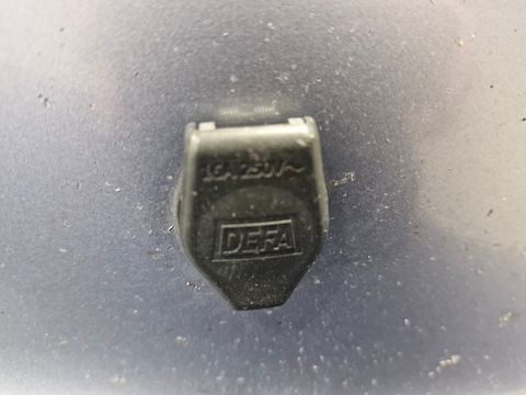 Image 12/30