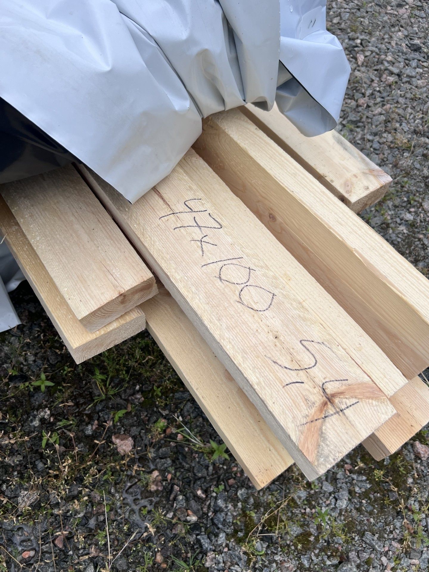 Image 1/2