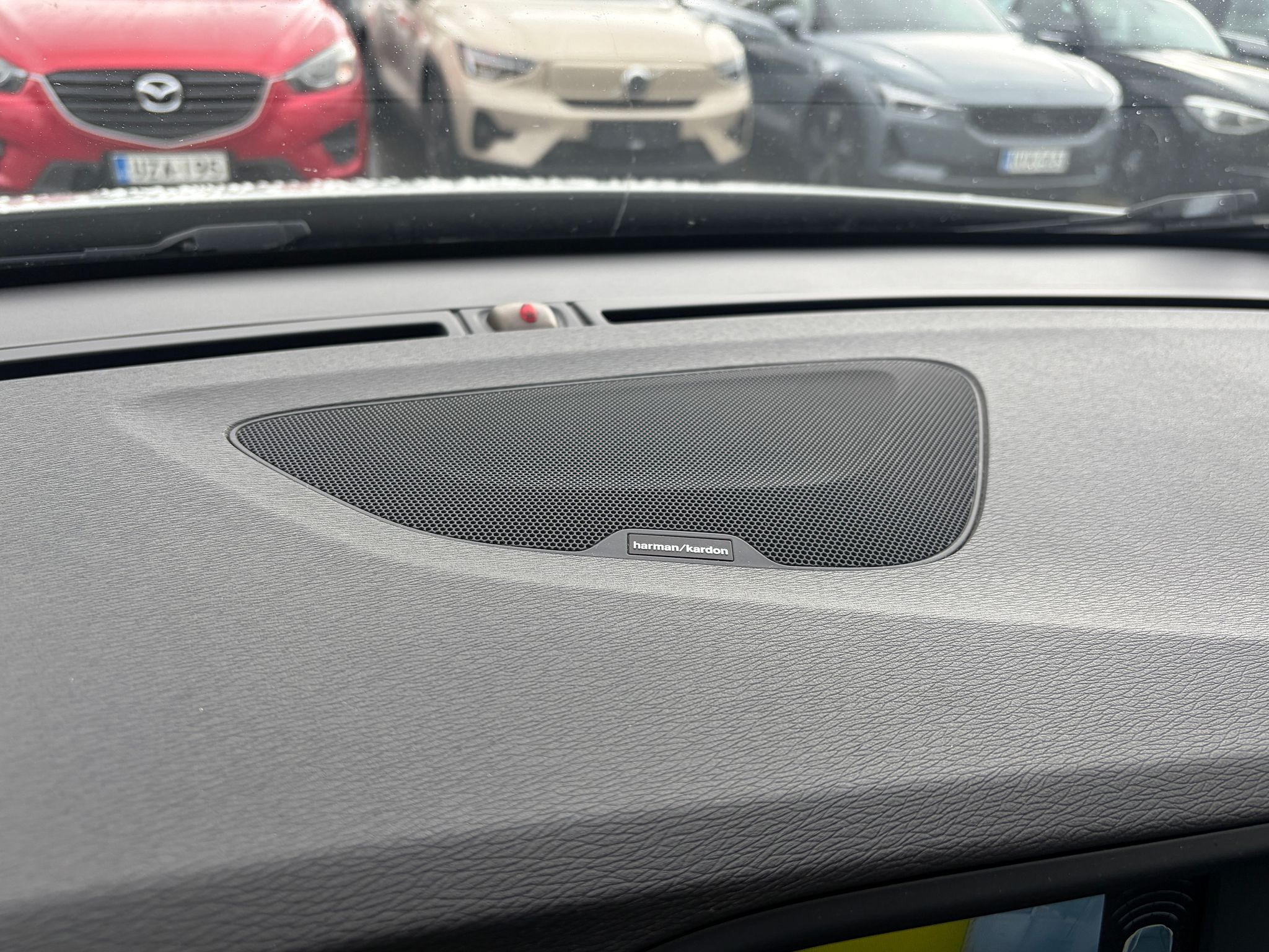 Image 12/38